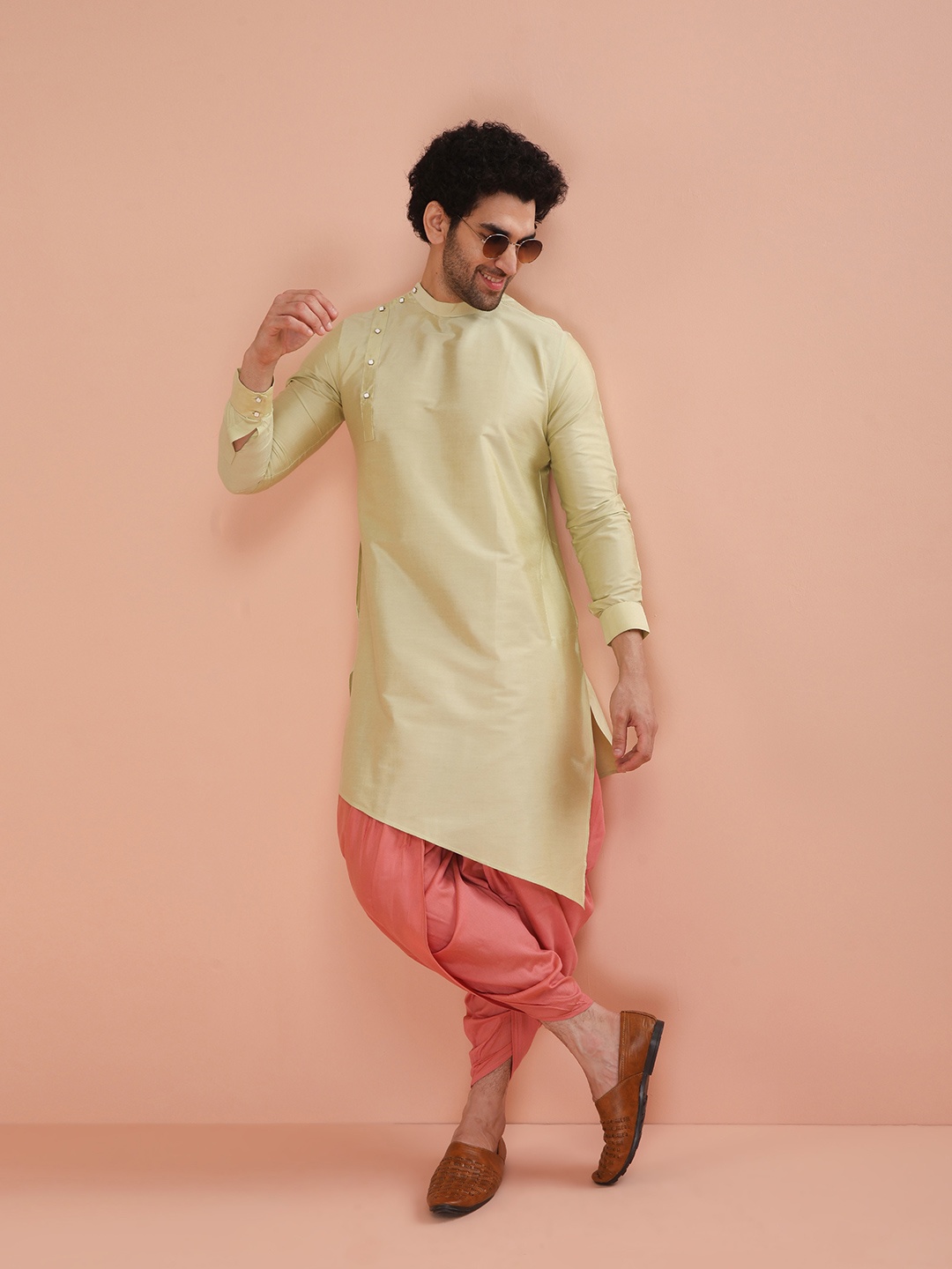 

KISAH Men Regular Fit Solid Asymmetric Kurta Dhoti Set, Sea green