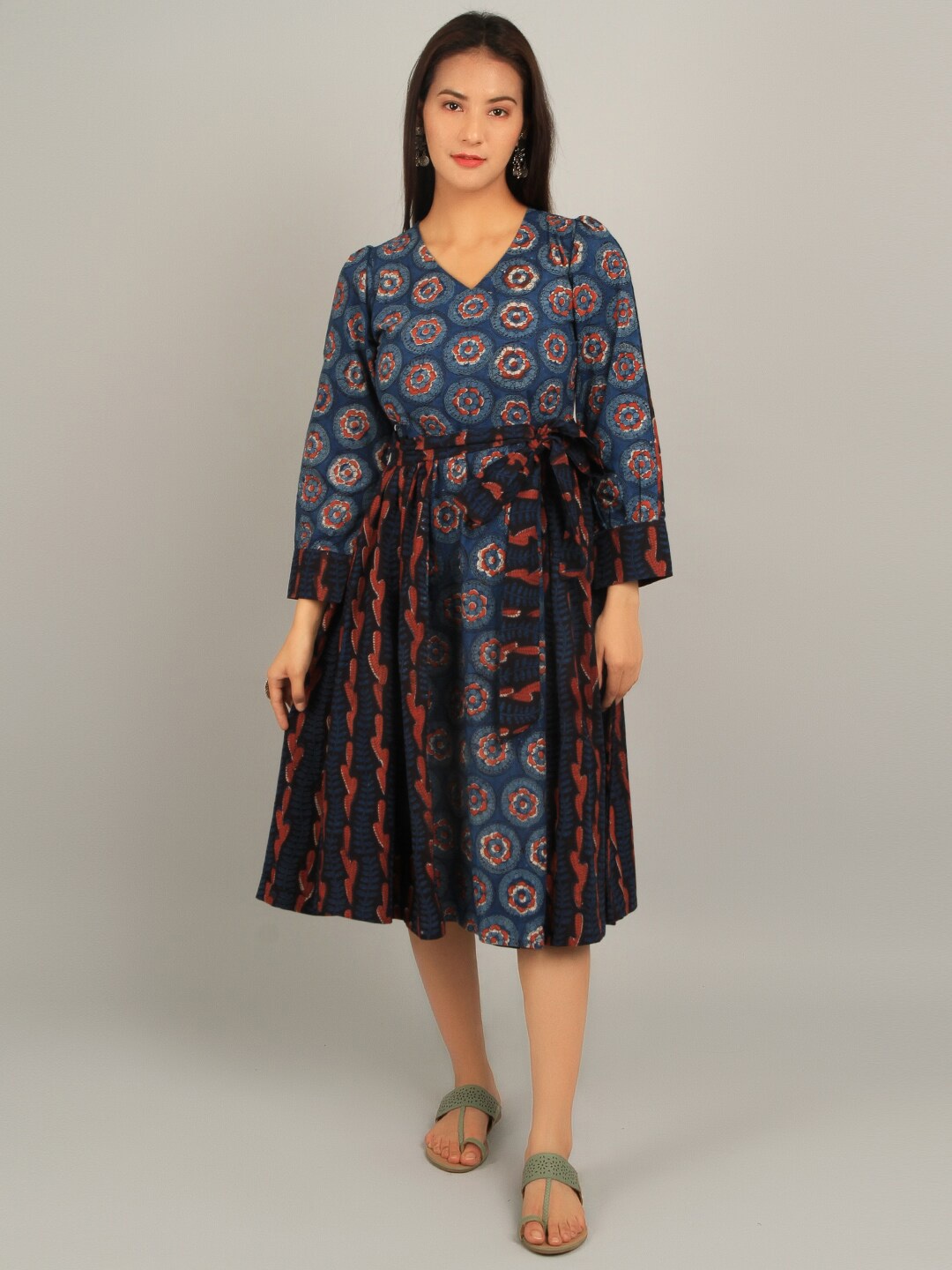 

INDOPHILIA Ethnic Motifs Printed Pure Cotton Fit & Flare Midi Dress, Blue