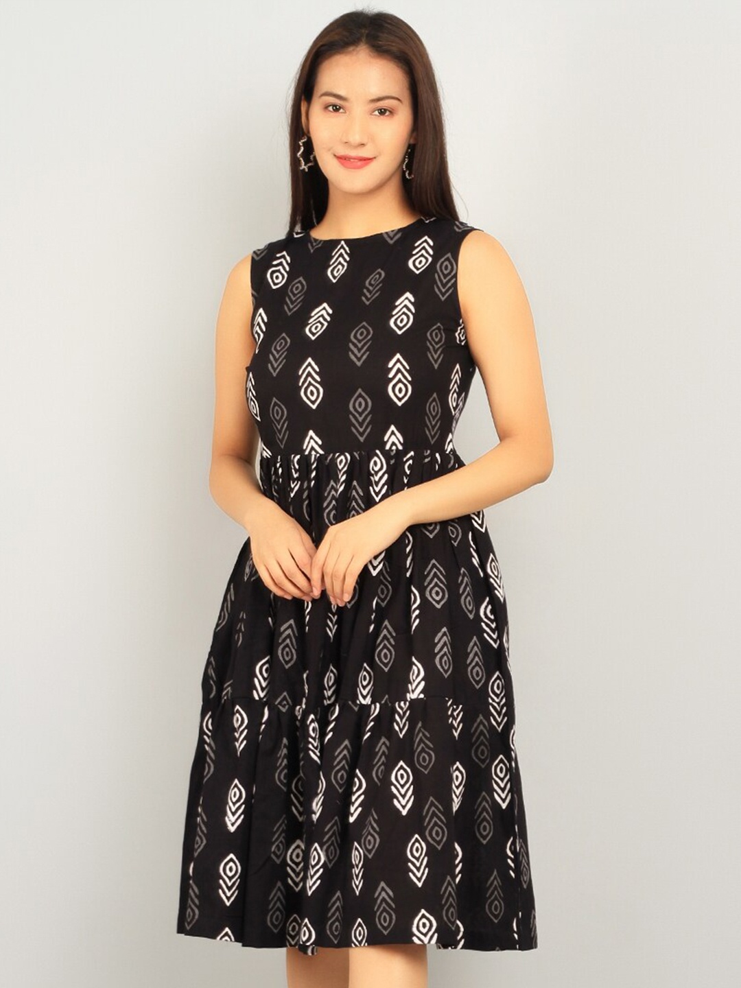 

INDOPHILIA Ethnic Motifs Printed Pure Cotton Fit & Flare Dress, Black