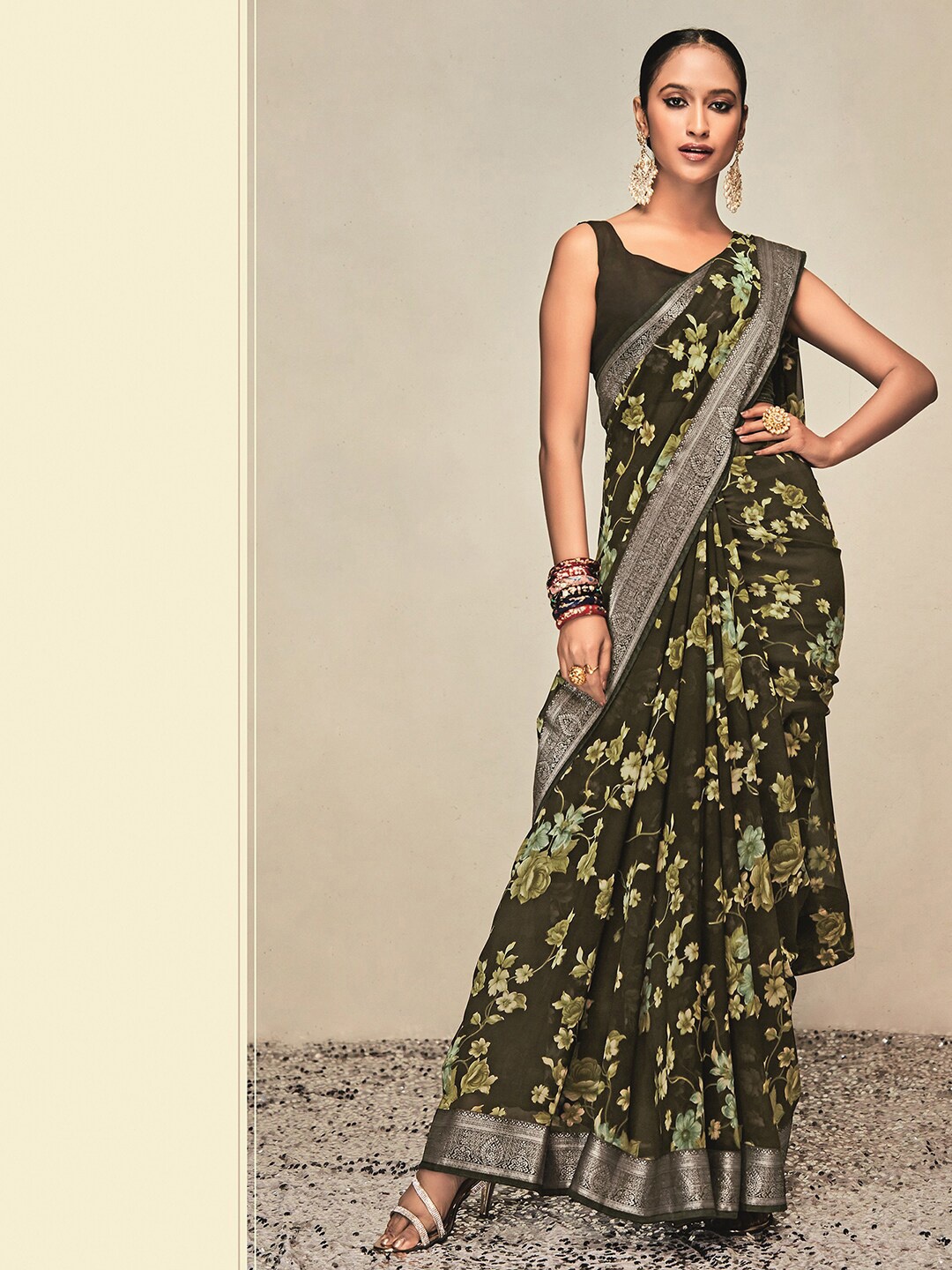 

Satrani Floral Printed Zari Saree, Olive