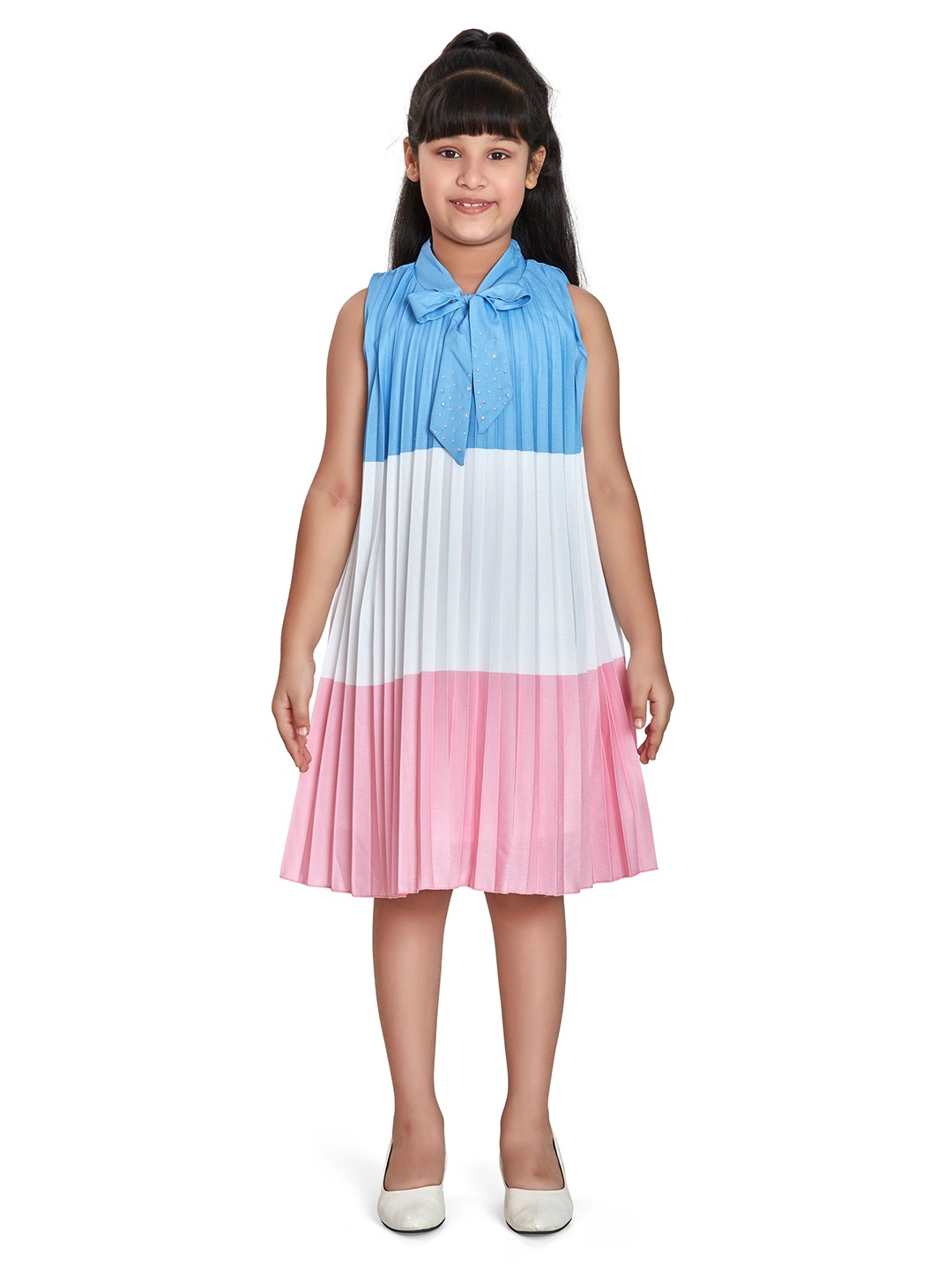 

Peppermint Girls Tie Up Neck Accordion Pleats Colourblocked A-Line Dress, Blue