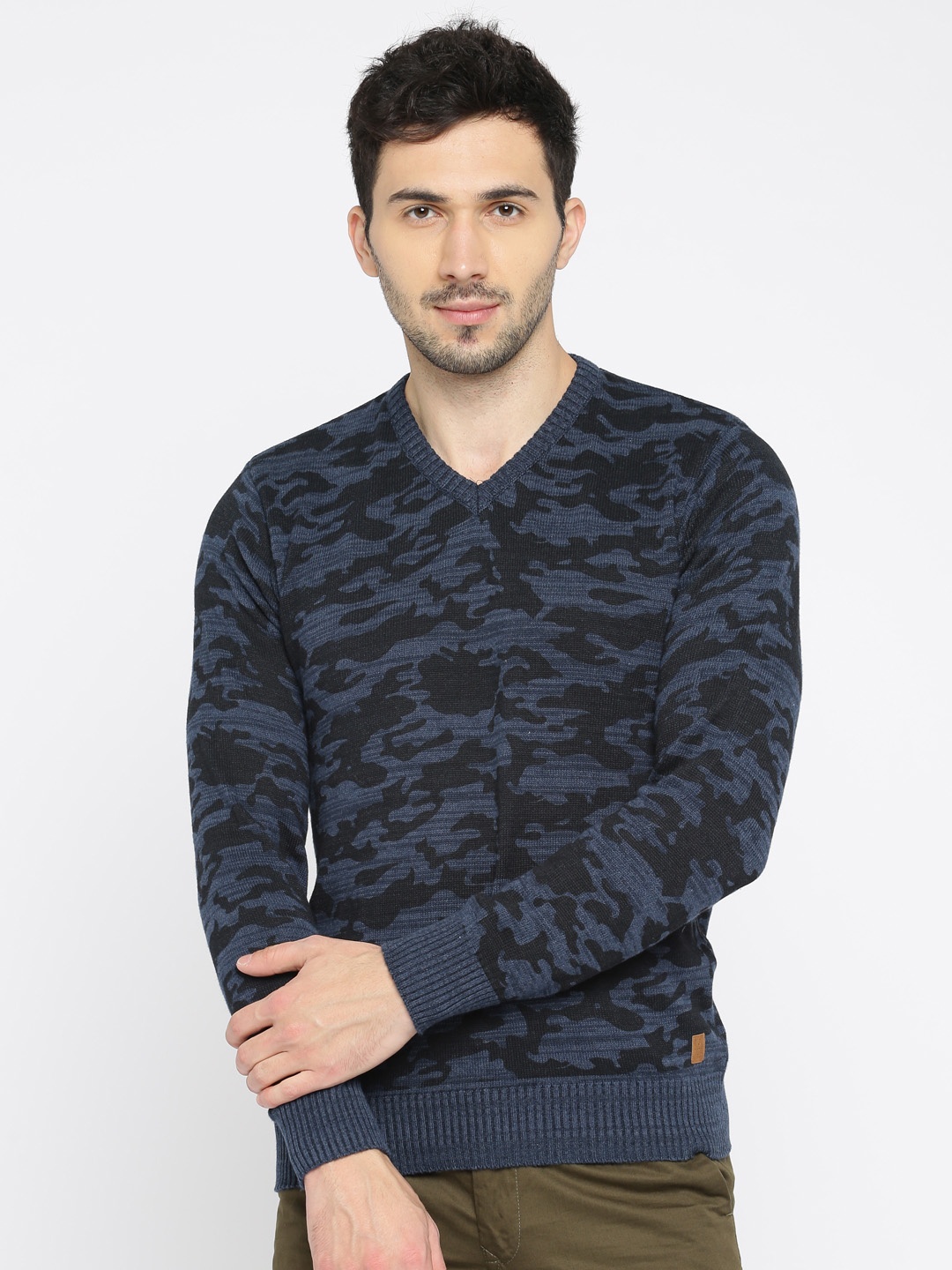 

Indian Terrain Men Blue Printed Pullover