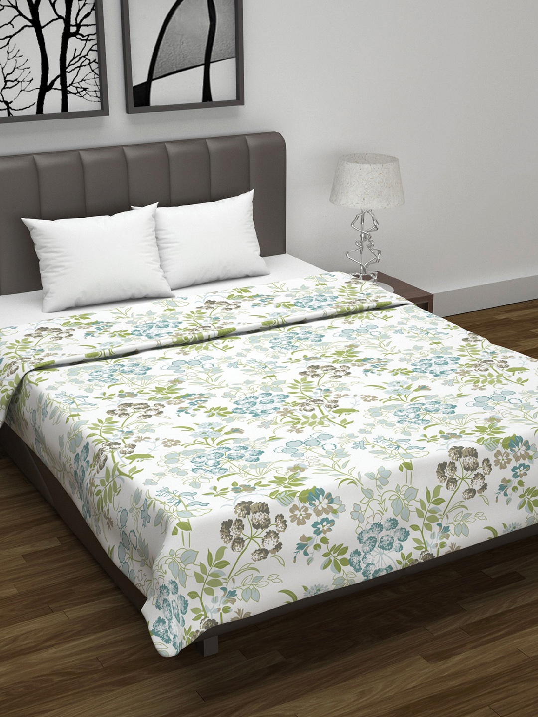 

Divine Casa Emeraled White & Green Floral AC Room 120 GSM Reversible Double Bed Dohar