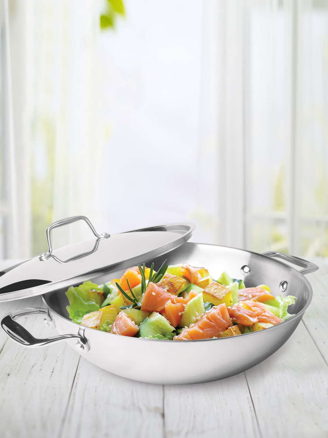 

Milton Pro Cook Triply Stainless Steel Kadhai With Lid 20 cm 1.6 L, Silver