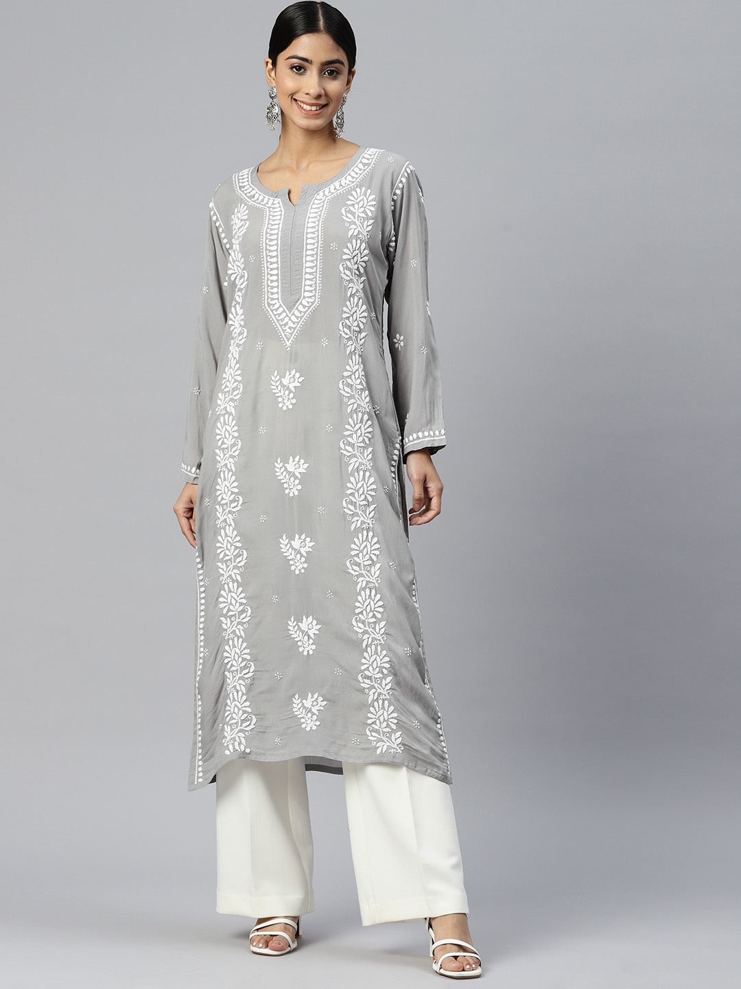 

PARAMOUNT CHIKAN Women Floral Embroidered Chikankari Cotton Kurta, Grey