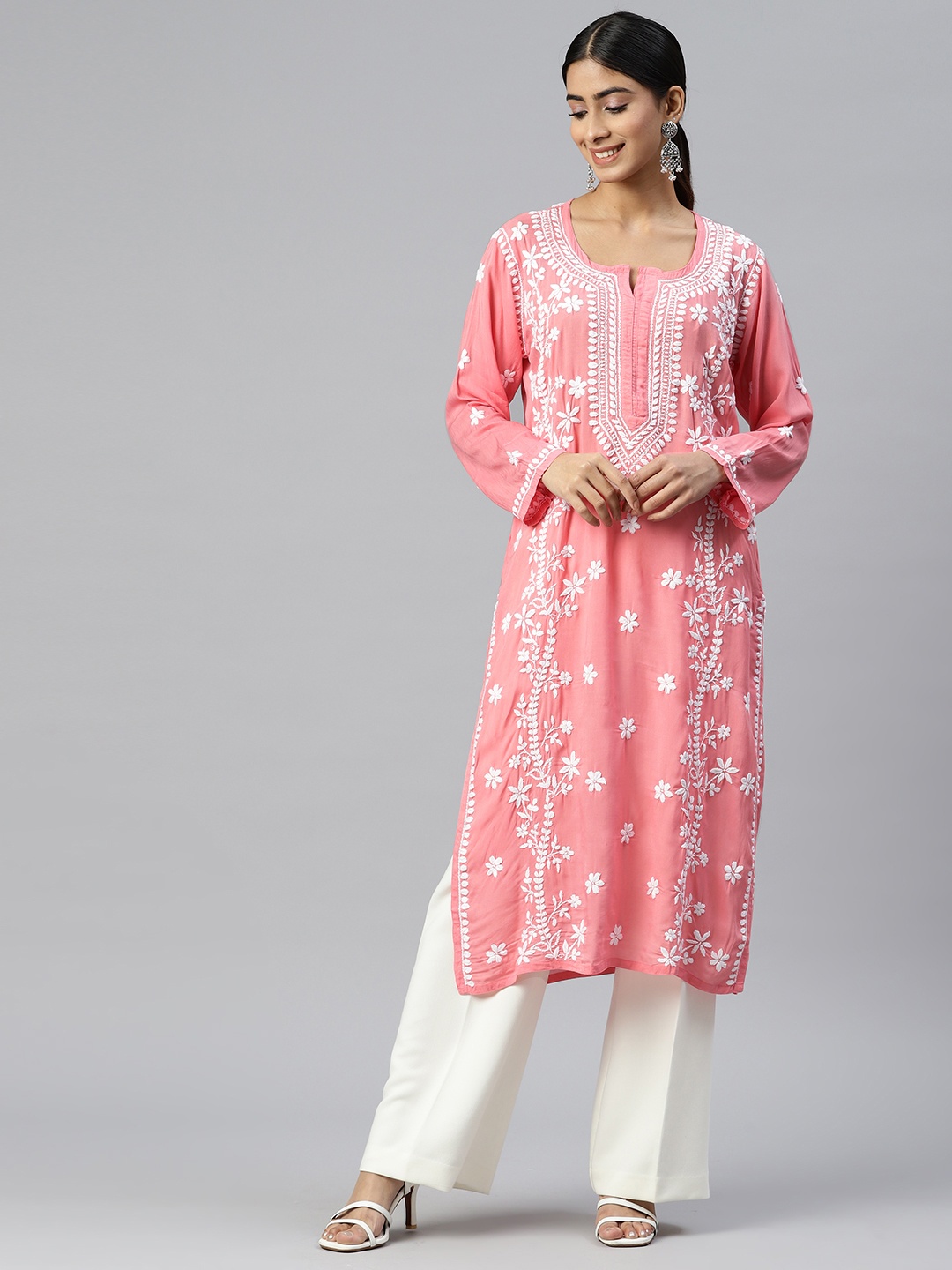 

PARAMOUNT CHIKAN Women Floral Embroidered Chikankari Kurta, Coral