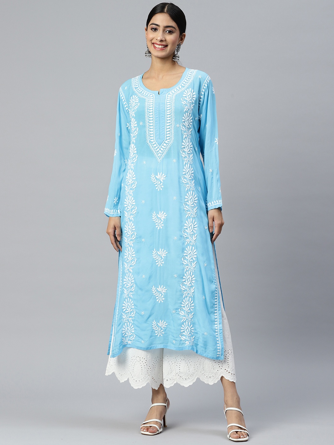 

PARAMOUNT CHIKAN Women Floral Embroidered Chikankari Kurta, Turquoise blue