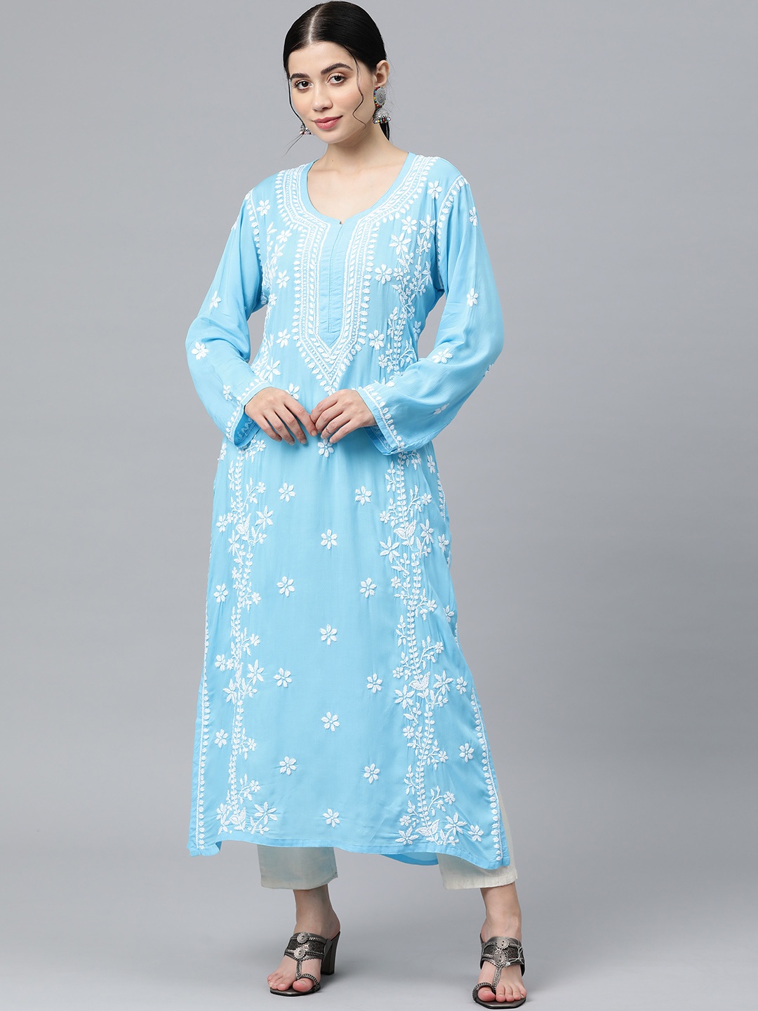 

PARAMOUNT CHIKAN Women Floral Embroidered Chikankari Kurta, Turquoise blue