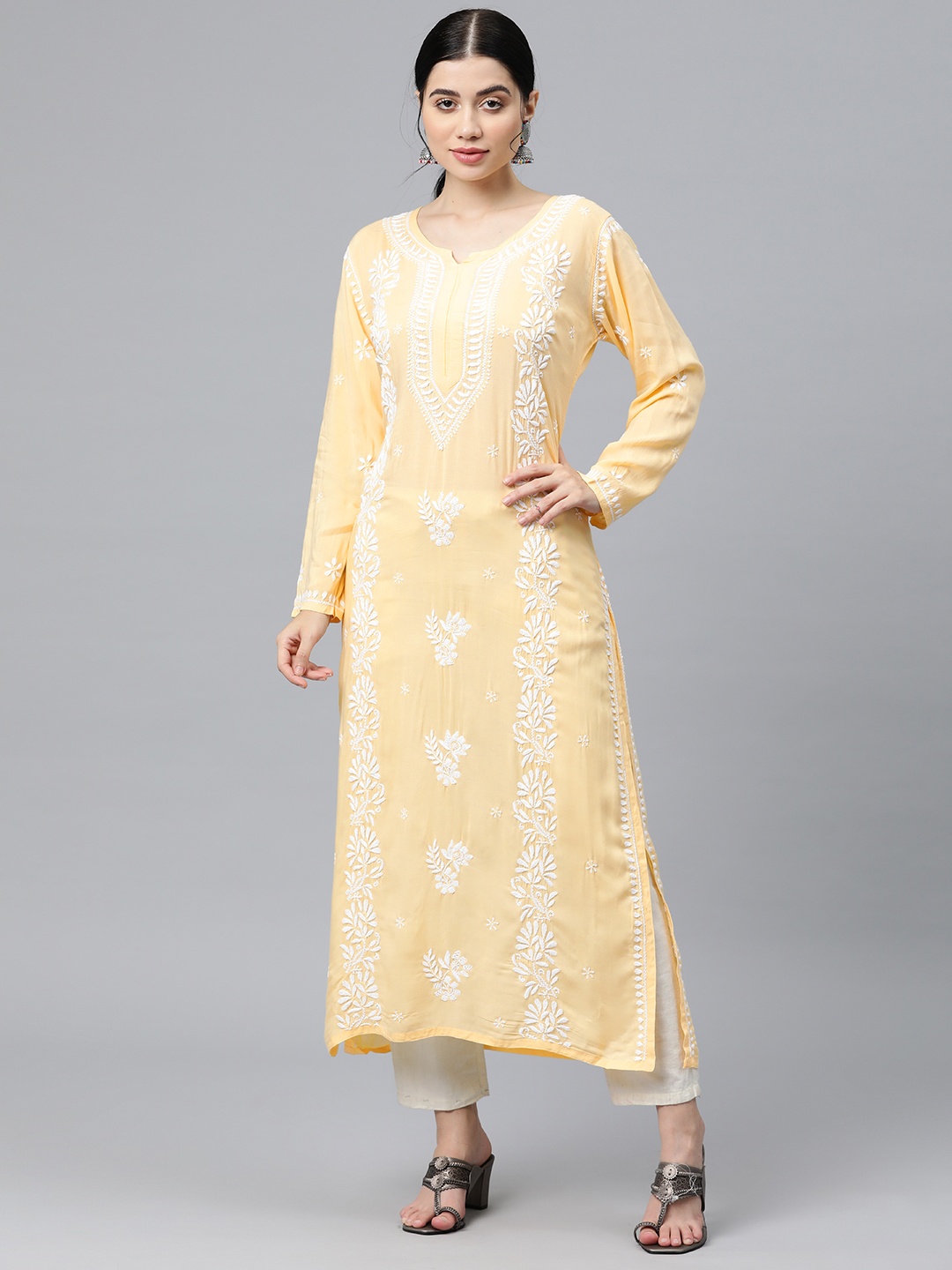 

PARAMOUNT CHIKAN Women Floral Embroidered Chikankari Kurta, Yellow