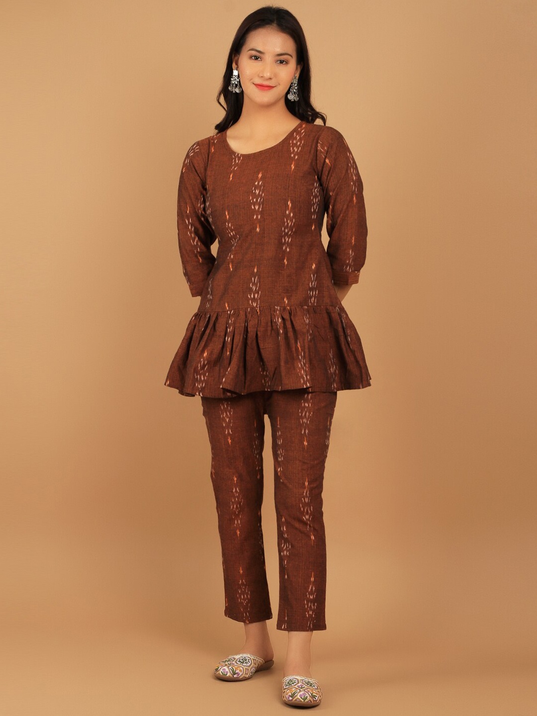 

INDOPHILIA Ikat Printed Cotton Tunic & Trousers, Brown