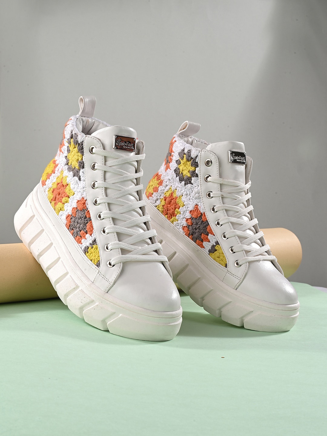 

FRESH 1947 FEET Women White Colourblocked Sneakers