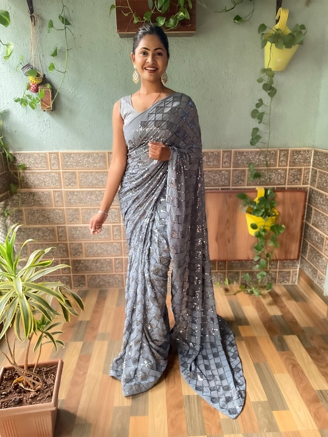 

Mitera Embellished Sequinned Poly Georgette Saree, Grey