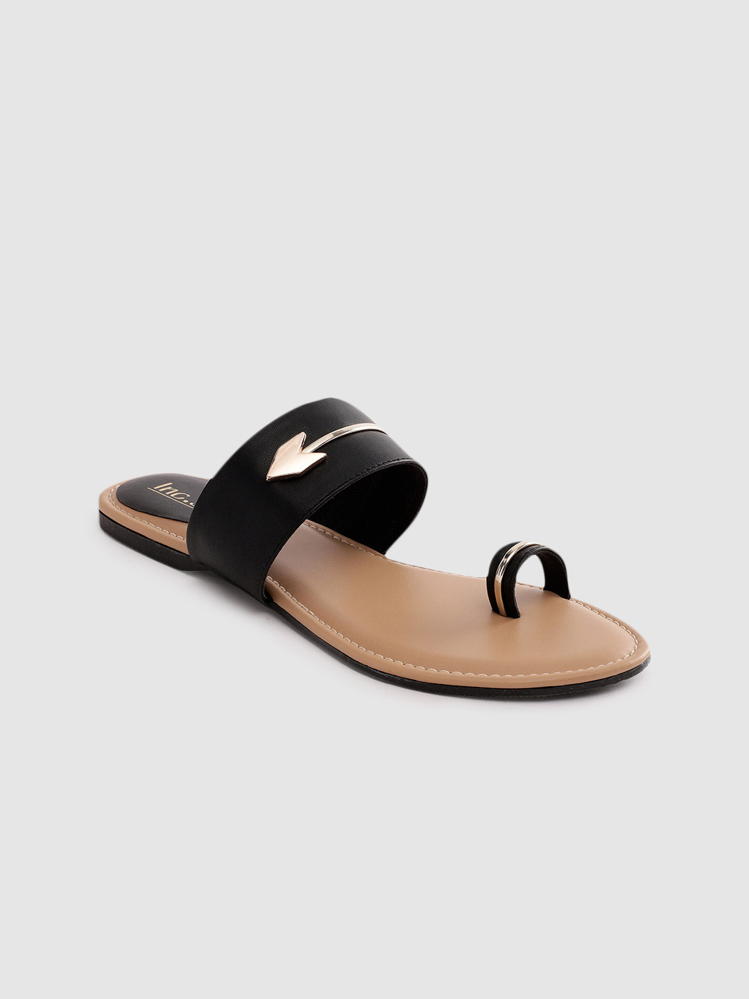 

Inc 5 Women One Toe Flats, Black