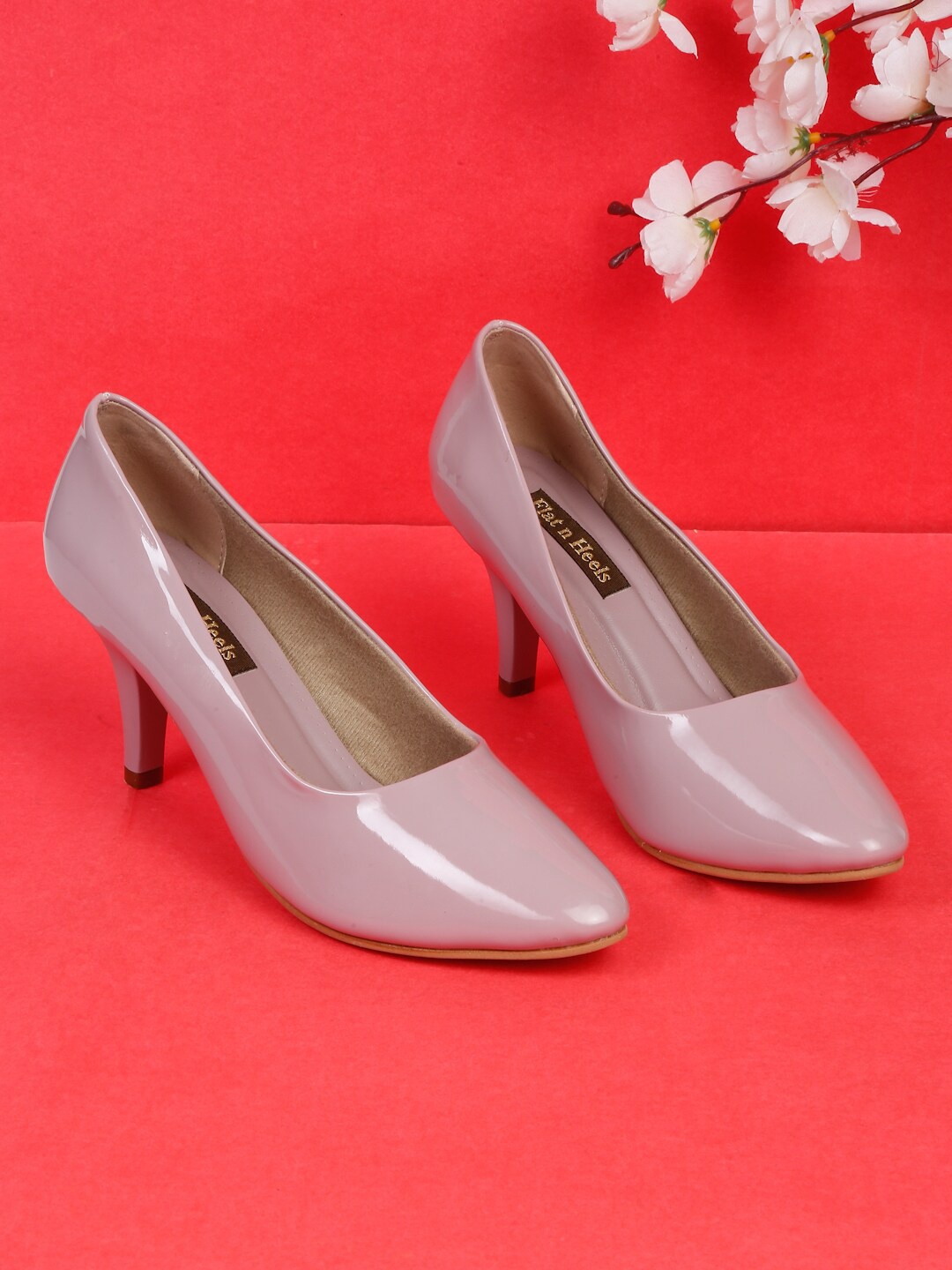 

Flat n Heels Pointed Toe Slim Heels Pumps, Pink