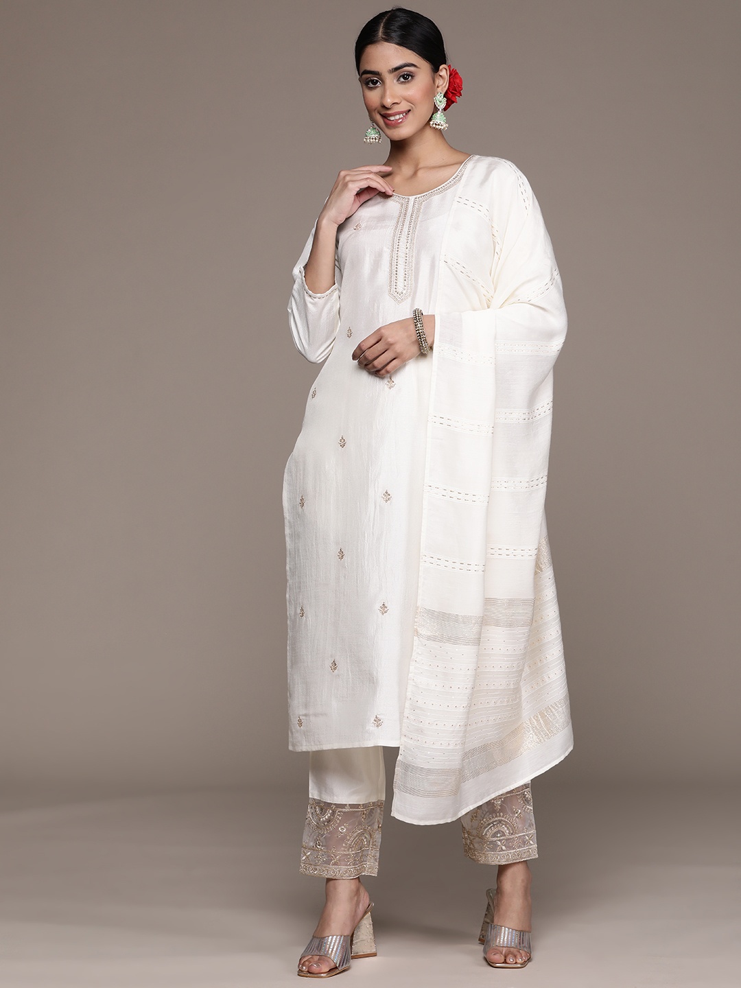 

Ishin Ethnic Motifs Zari Kurta With Trousers & Dupatta, Off white