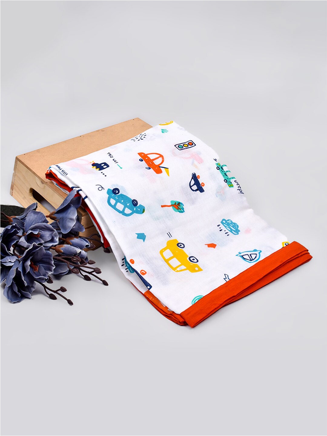 

Moms Home Kids White & Red Summer 210 GSM Single Bed Dohar