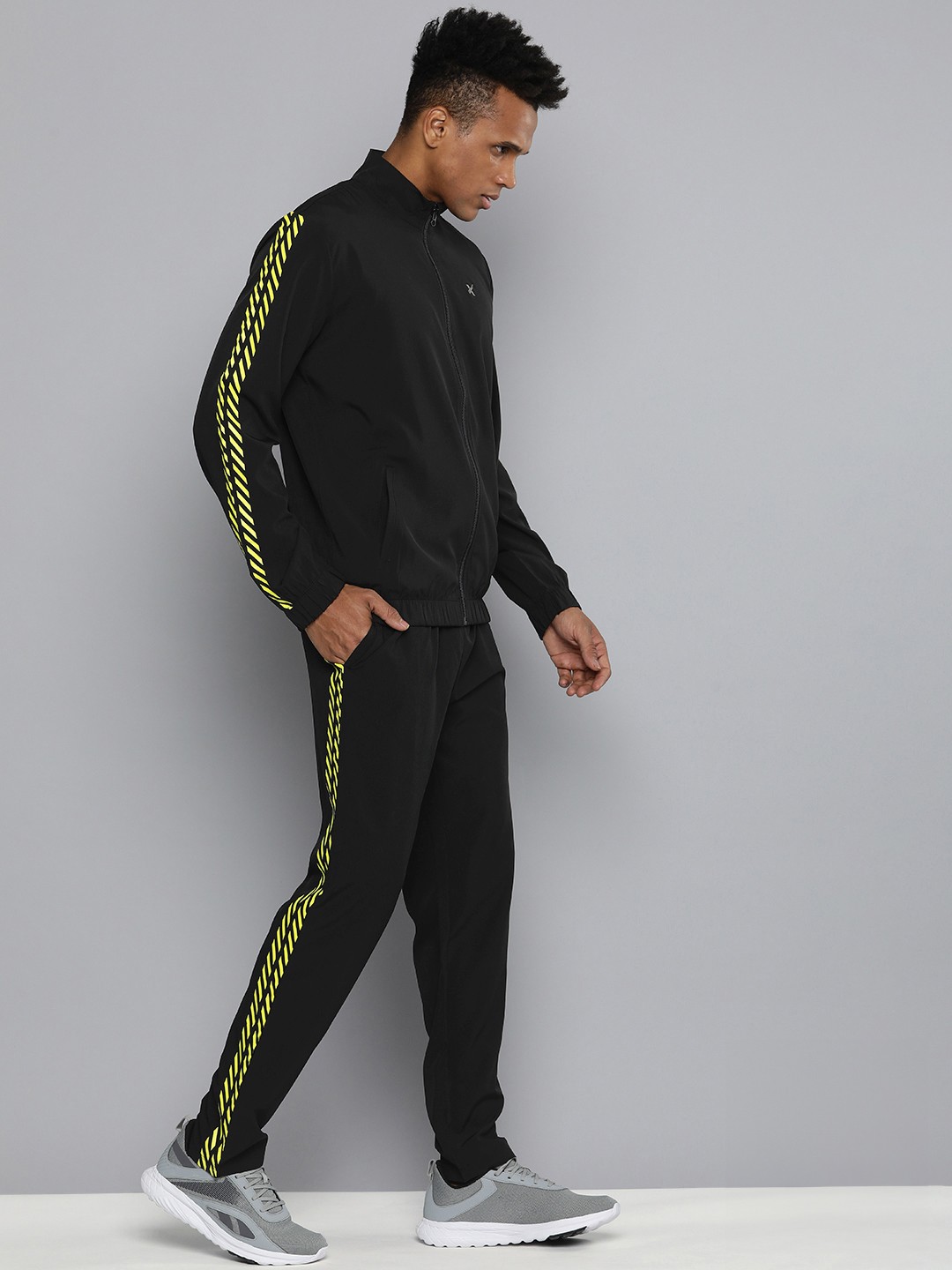 

HRX by Hrithik Roshan Men Regular Fit Rapid-Dry Running Tracksuit, Black