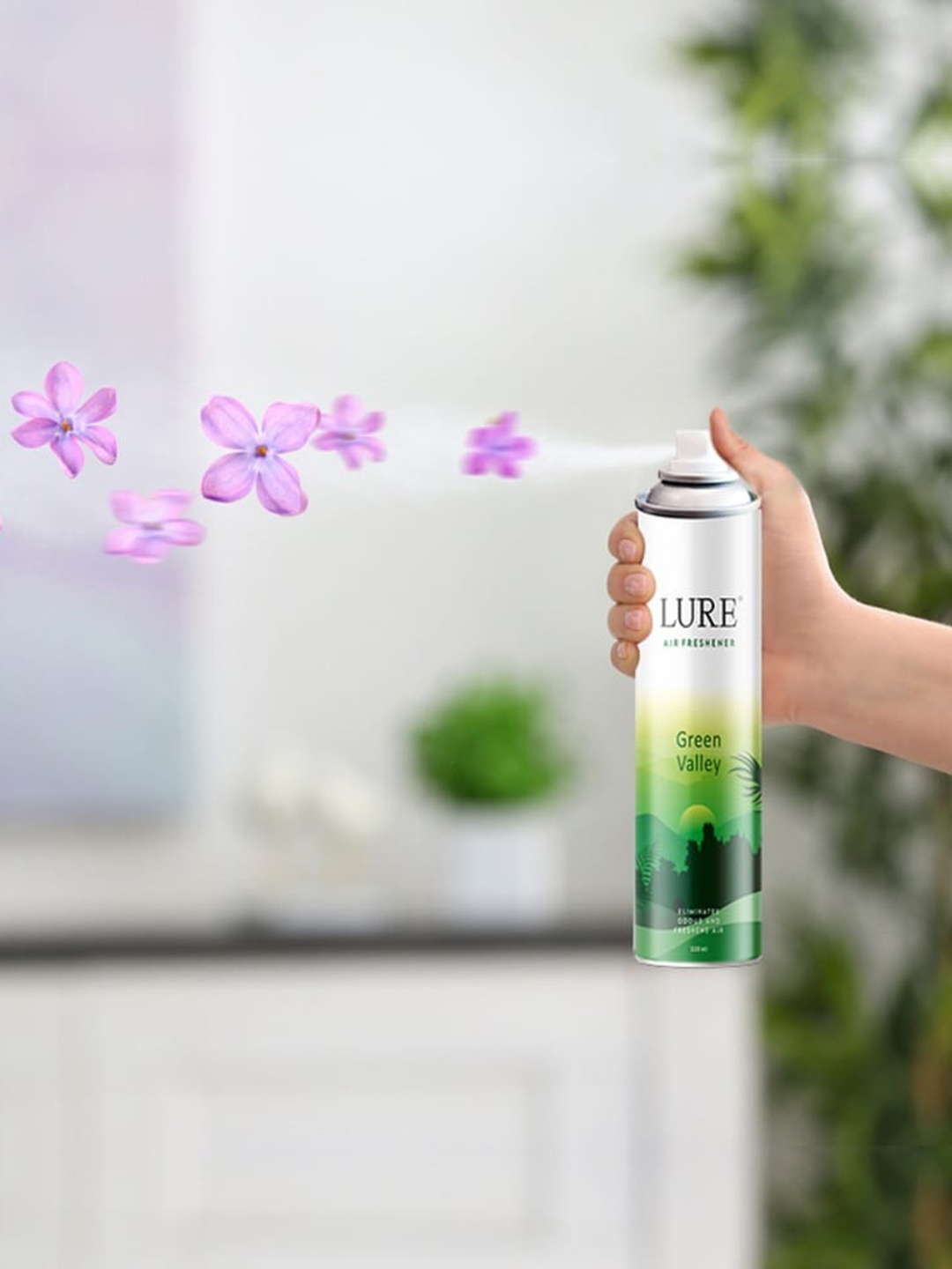 

LURE 4 Pieces of Air Freshener - Floral Mist - 220ml Each, Green