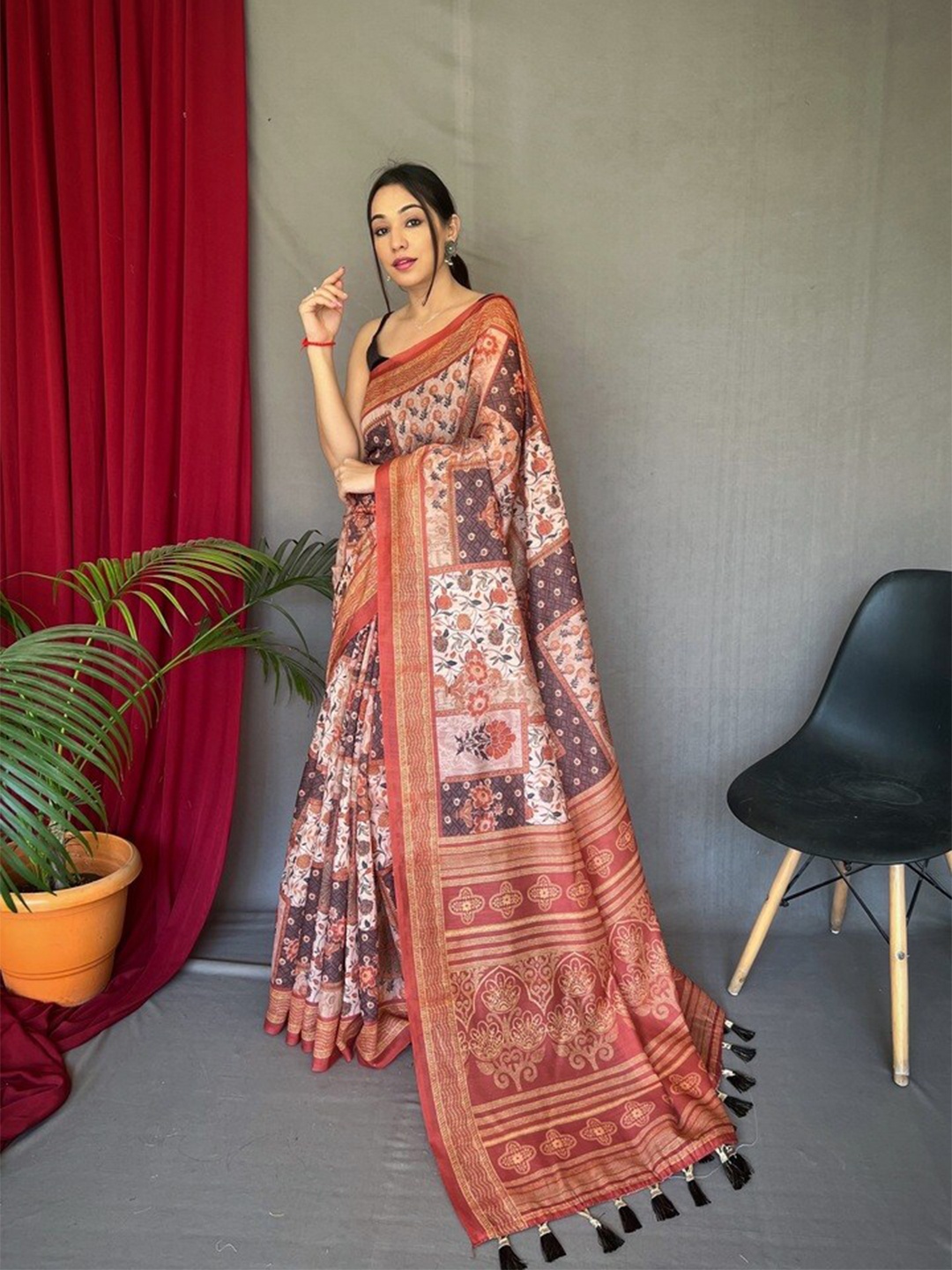 

Exclusiva Ethnic Motifs Printed Pure Cotton Saree, Rust