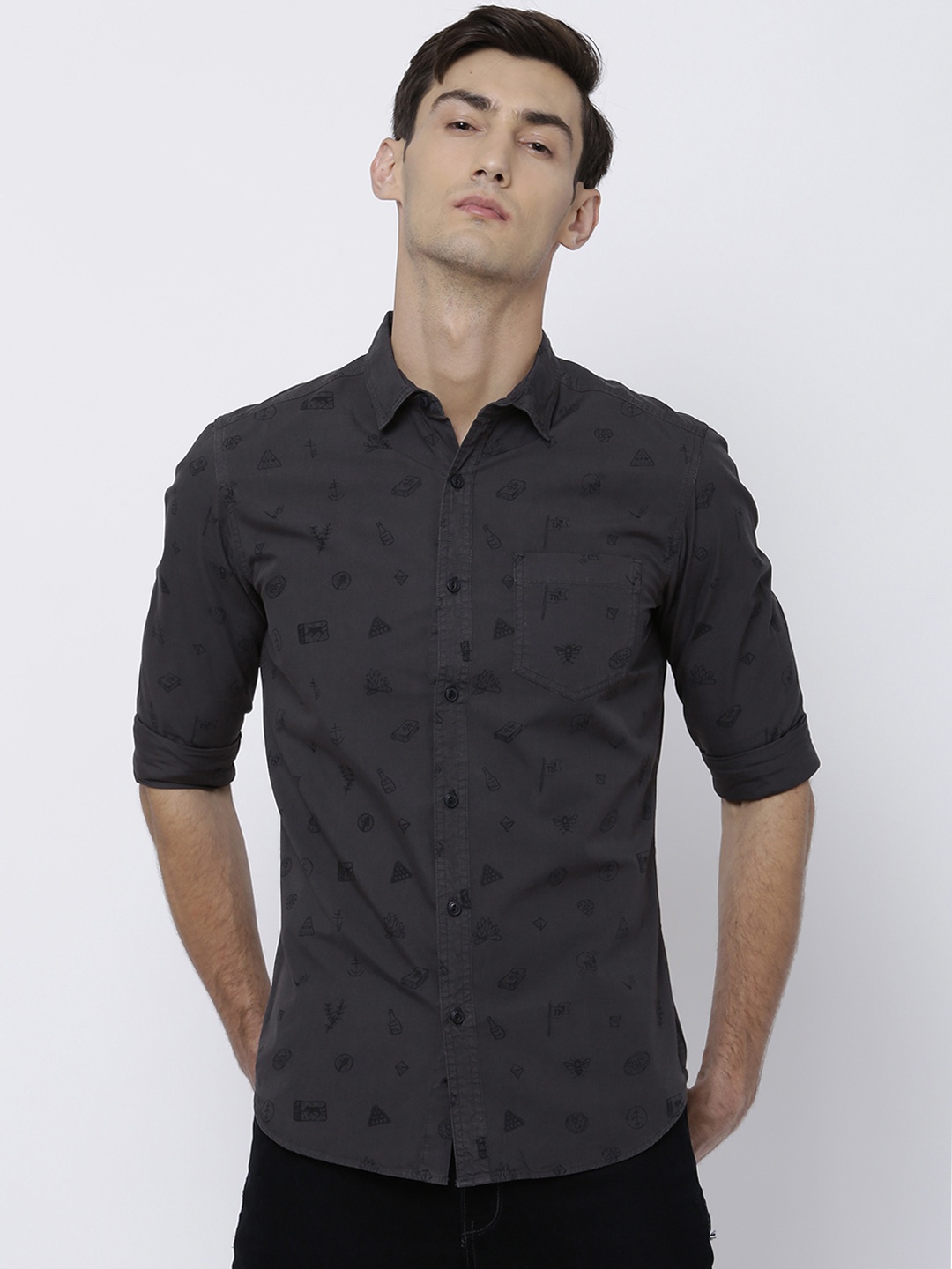 

LOCOMOTIVE Men Charcoal Slim Fit Printed Casual Shirt