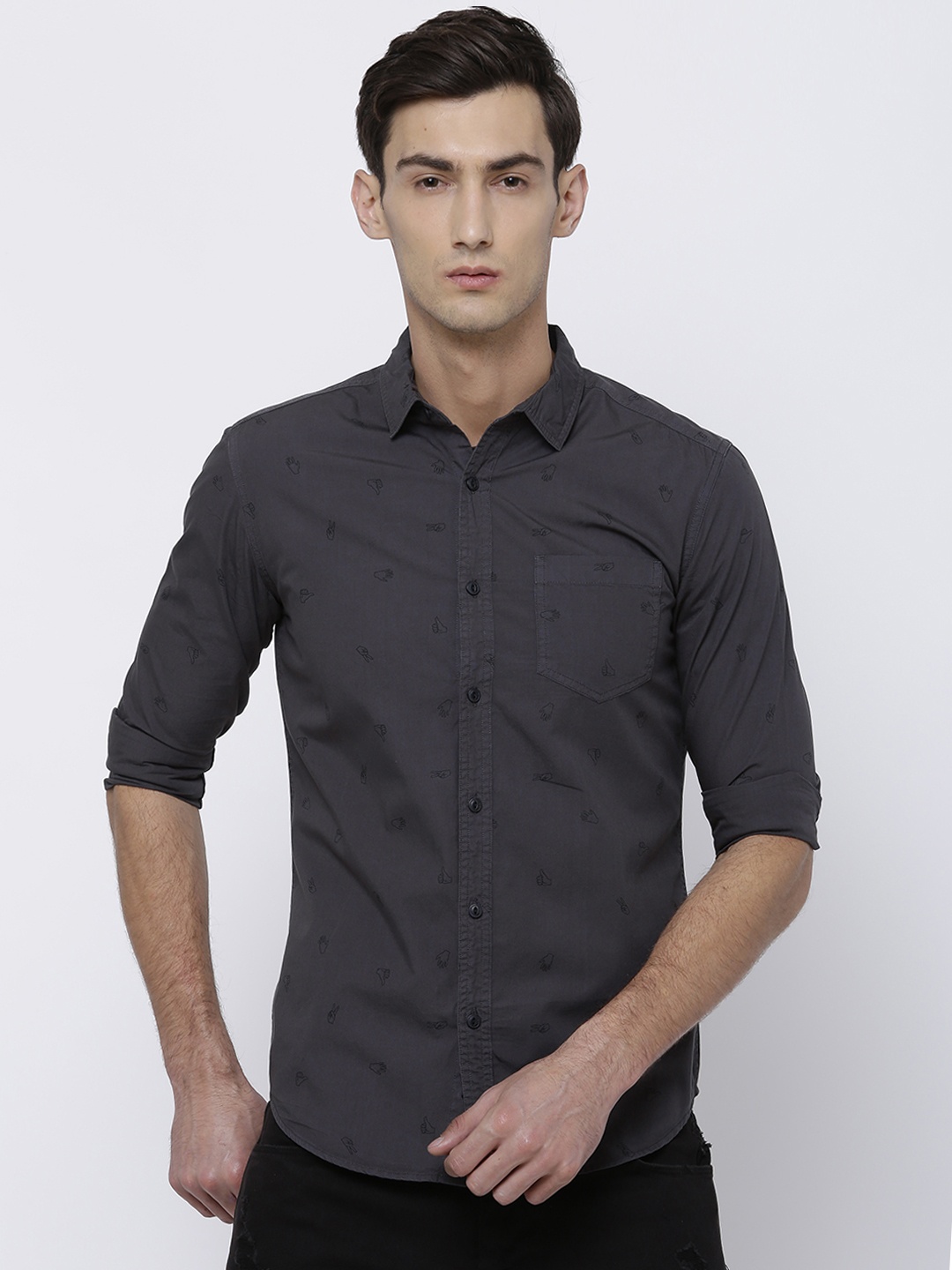 

LOCOMOTIVE Men Charcoal Slim Fit Solid Casual Shirt
