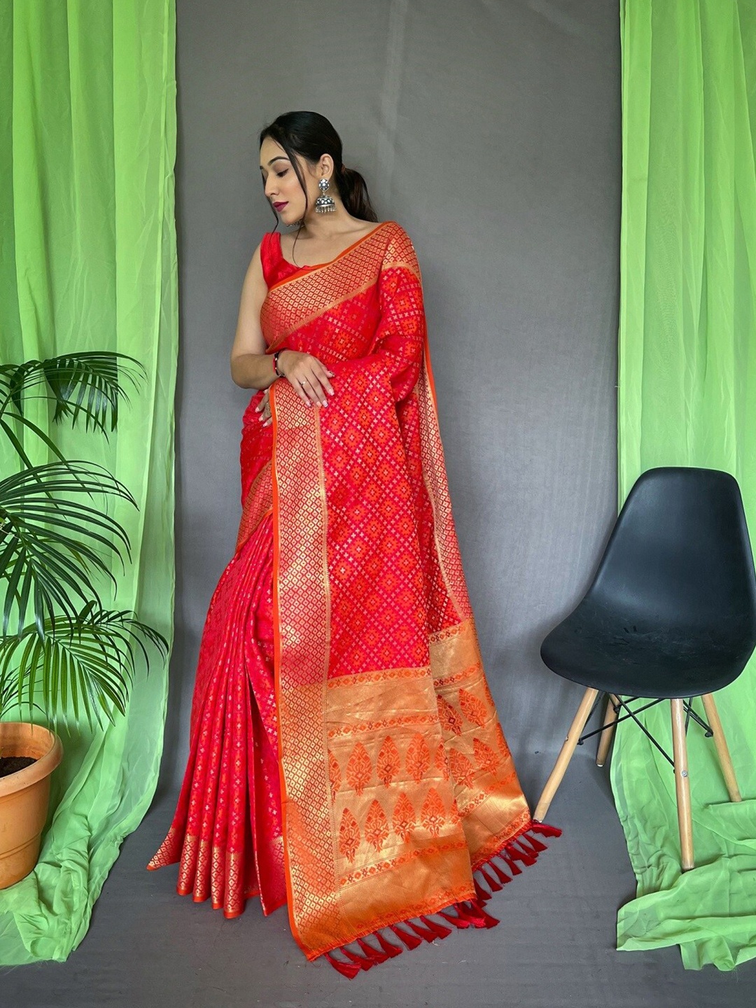 

Mitera Woven Design Zari Patola Saree, Red