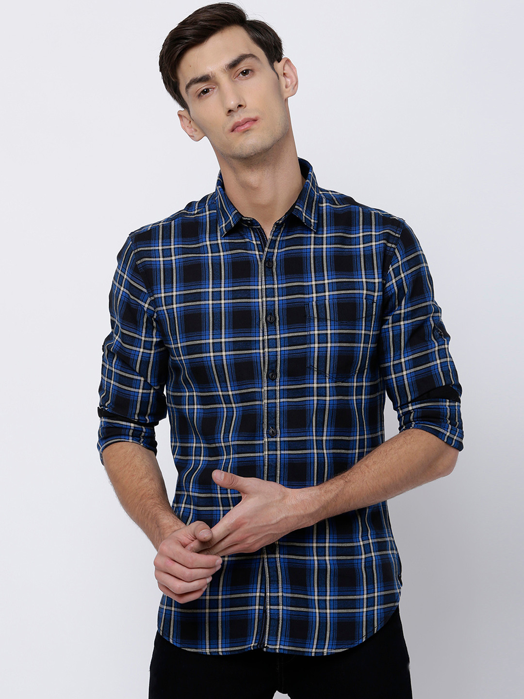 

LOCOMOTIVE Men Blue & Black Slim Fit Checked Casual Shirt