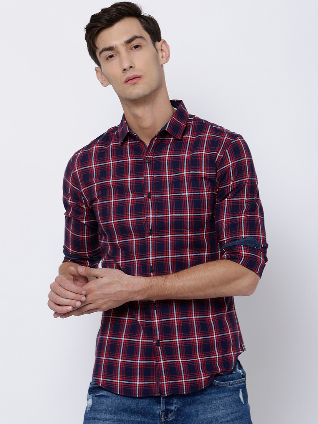 

LOCOMOTIVE Men Red & Navy Blue Slim Fit Checked Casual Shirt