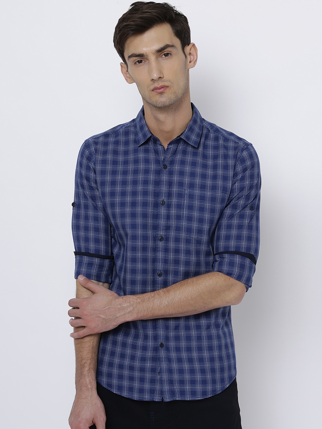 

LOCOMOTIVE Men Blue Slim Fit Checked Casual Shirt