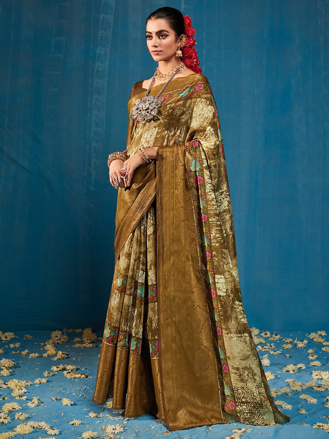 

Saree mall Olive Green & Pink Abstract Printed Zari Sungudi Sarees