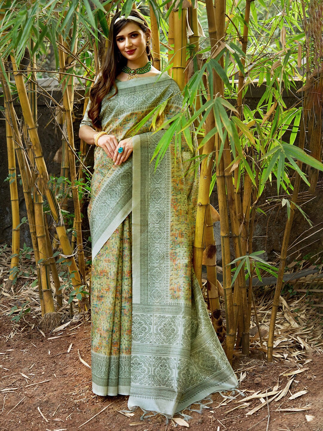 

Saree mall Green & Blue Abstrct Printed Sarees