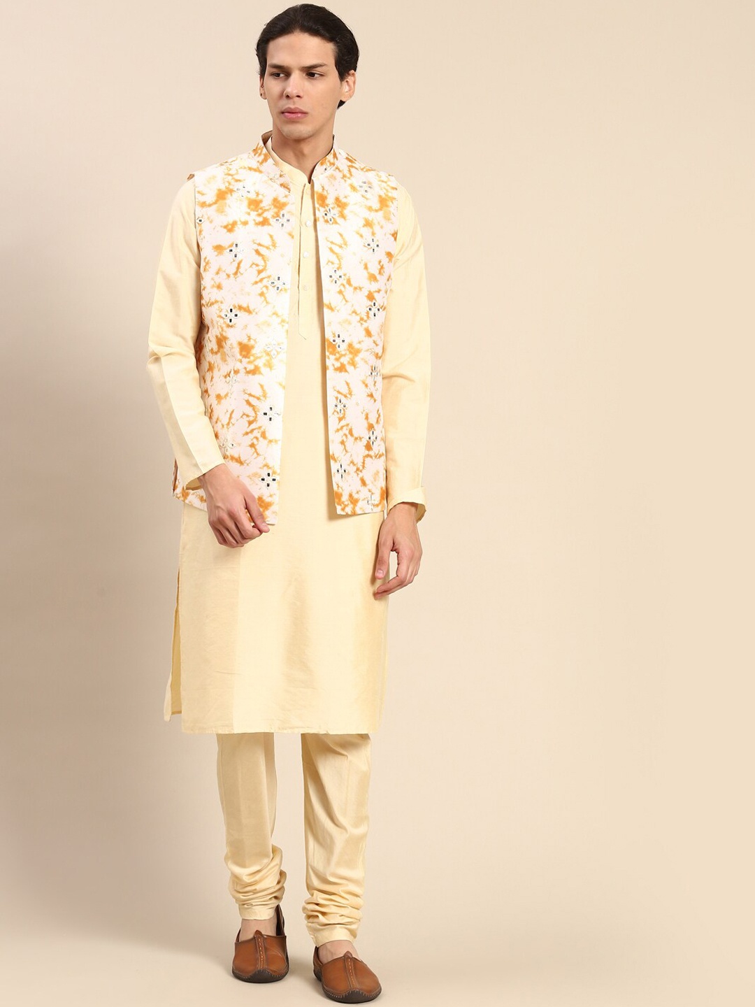 

KISAH Mandarin Collar Kurta with Churidar & Nehru Jacket Set, White