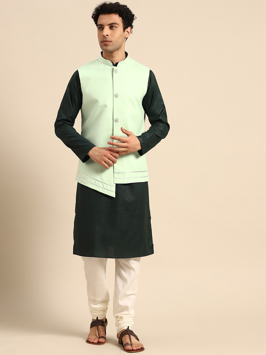 

KISAH Men Mandarin Collar Straight Kurta with Churidar & Embellished Nehru Jacket Set, Green