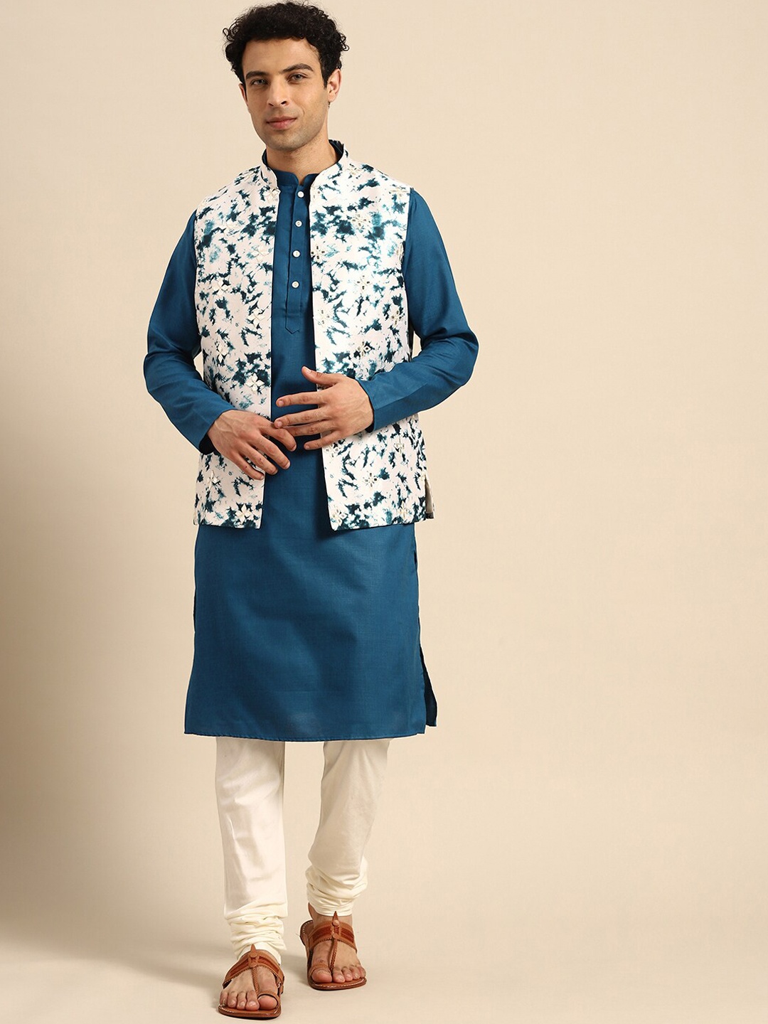 

KISAH Mandarin Collar Mirror Work Kurta with Churidar & Nehru Jacket, Off white