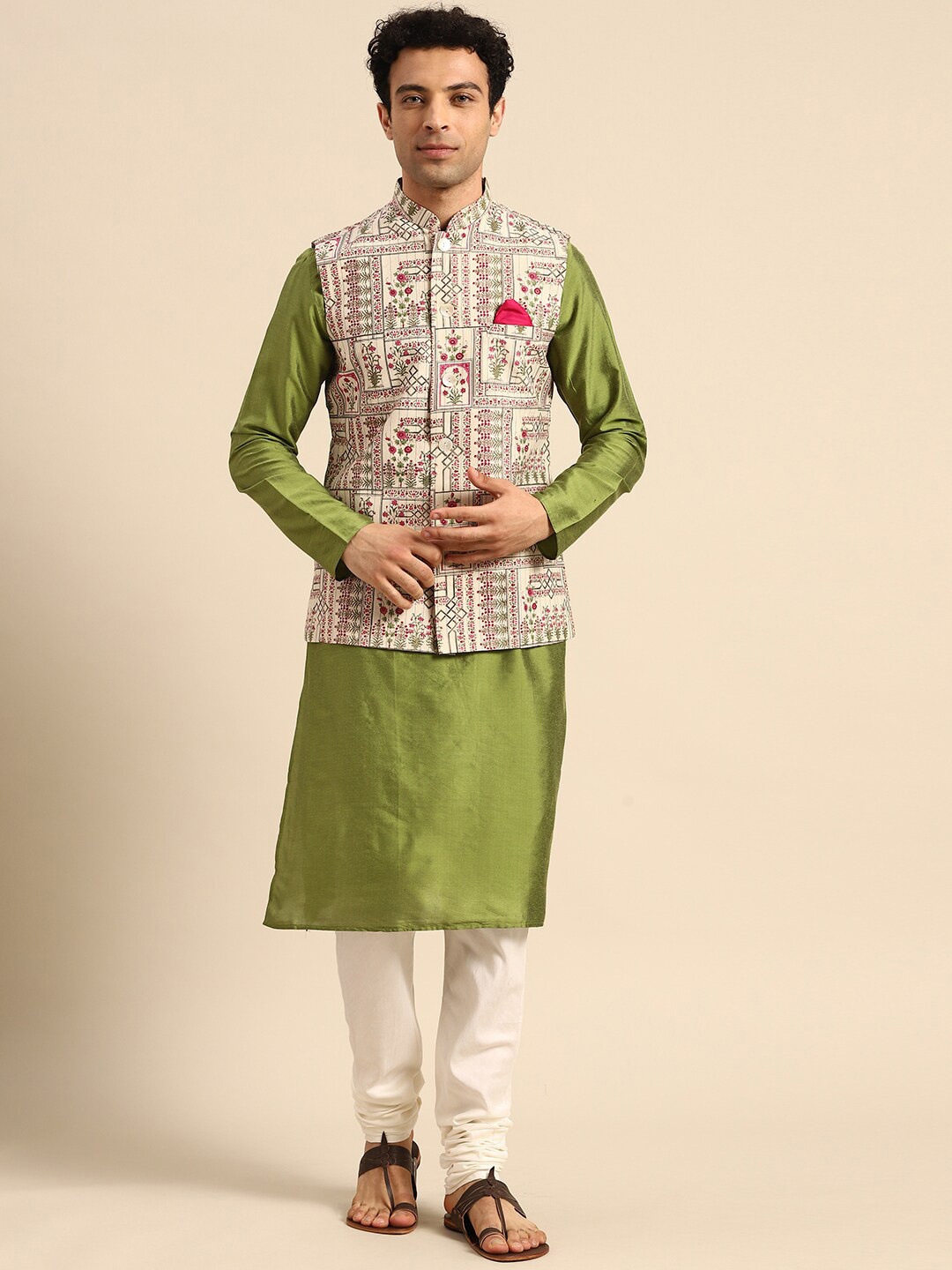 

KISAH Men Mandarin Collar Kurta with Churidar & Printed Nehru Jacket, Green