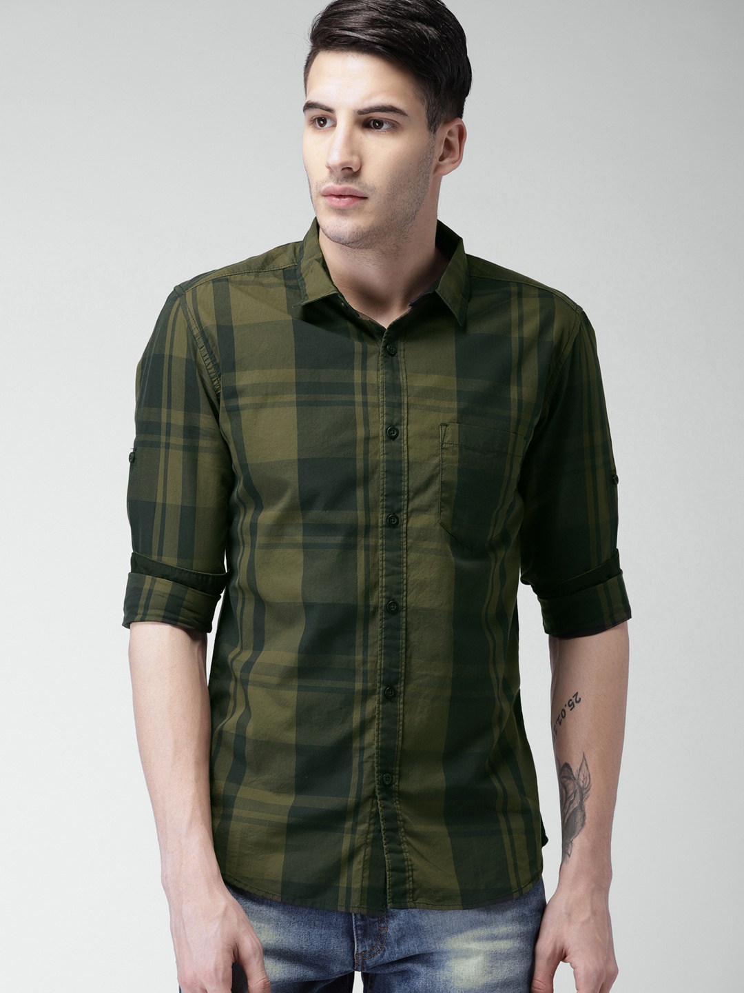 

HIGHLANDER Men Olive Green & Navy Blue Slim Fit Checked Casual Shirt