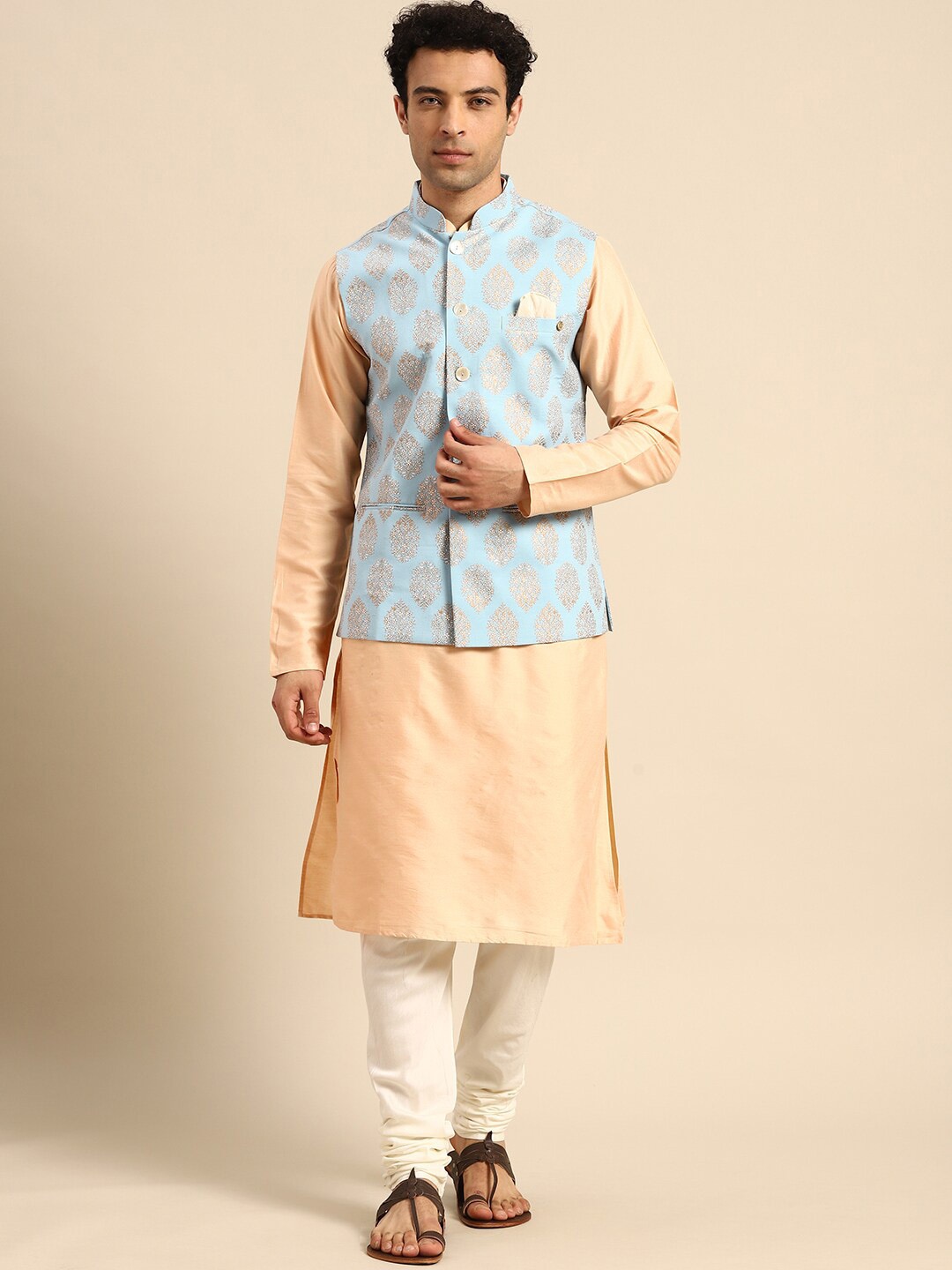 

KISAH Mandarin Collar Straight Kurta with Churidar & Nehru Jacket, Peach