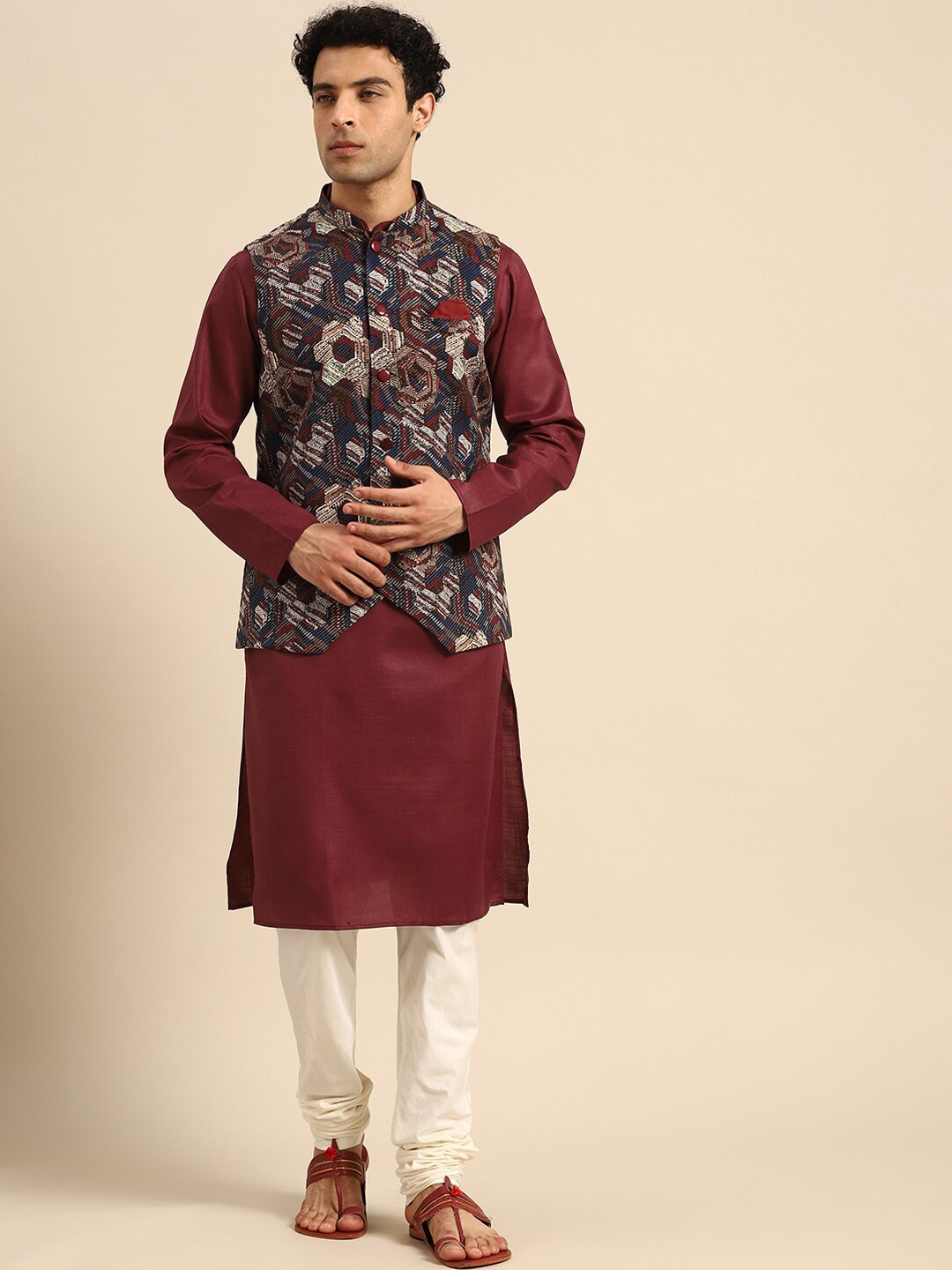 

KISAH Mandarin Collar Regular Kurta With Churidar & Nehru Jacket, Maroon