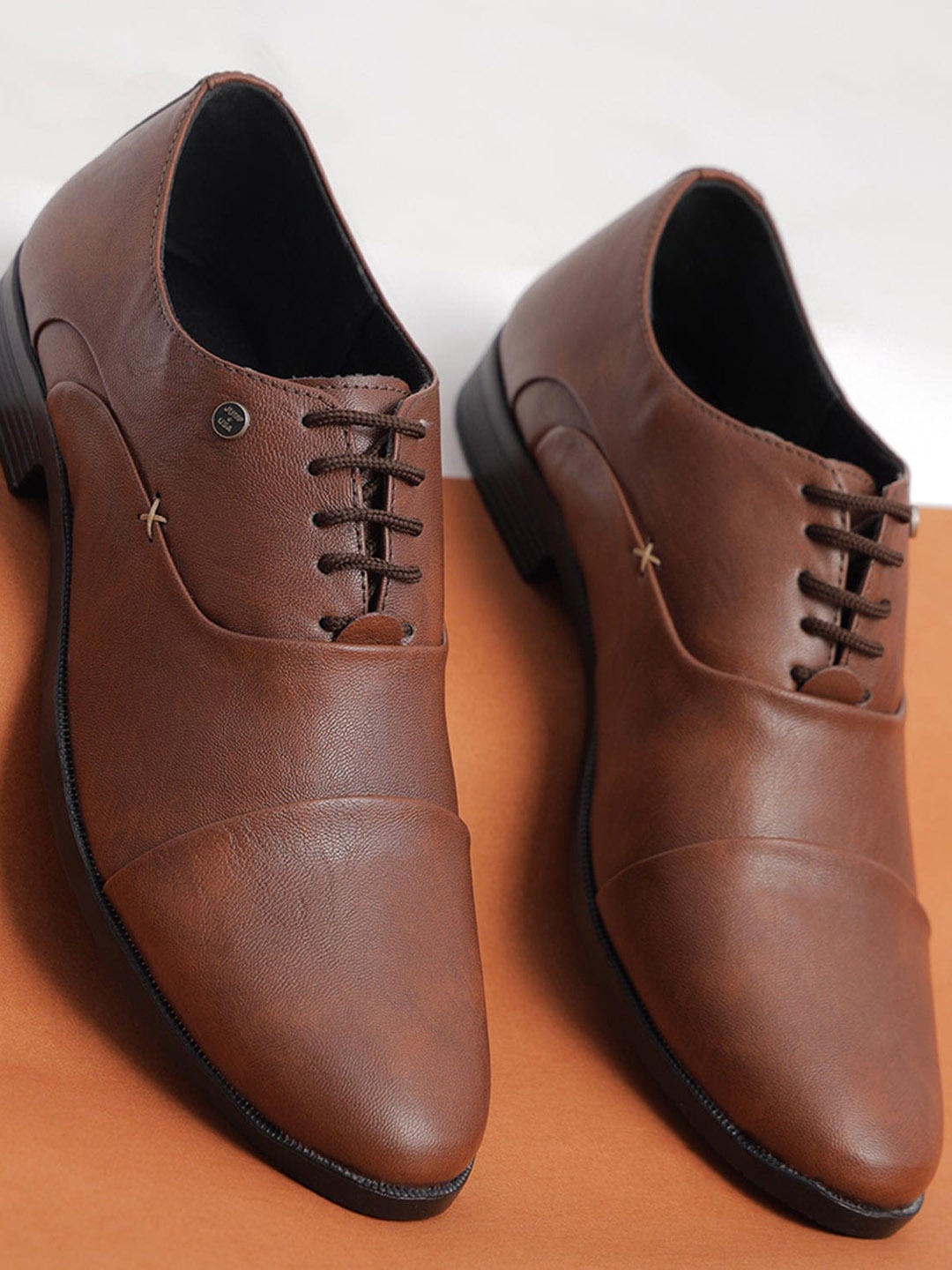 

JUMP USA Men Textured Leather Formal Oxfords, Brown