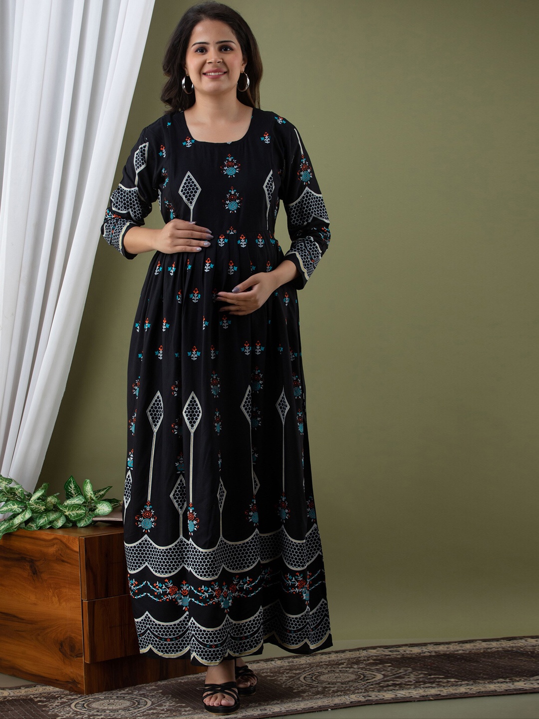 

Mialo fashion Ethnic Motifs Printed Cotton Feeding Maternity Ethnic Dress, Black