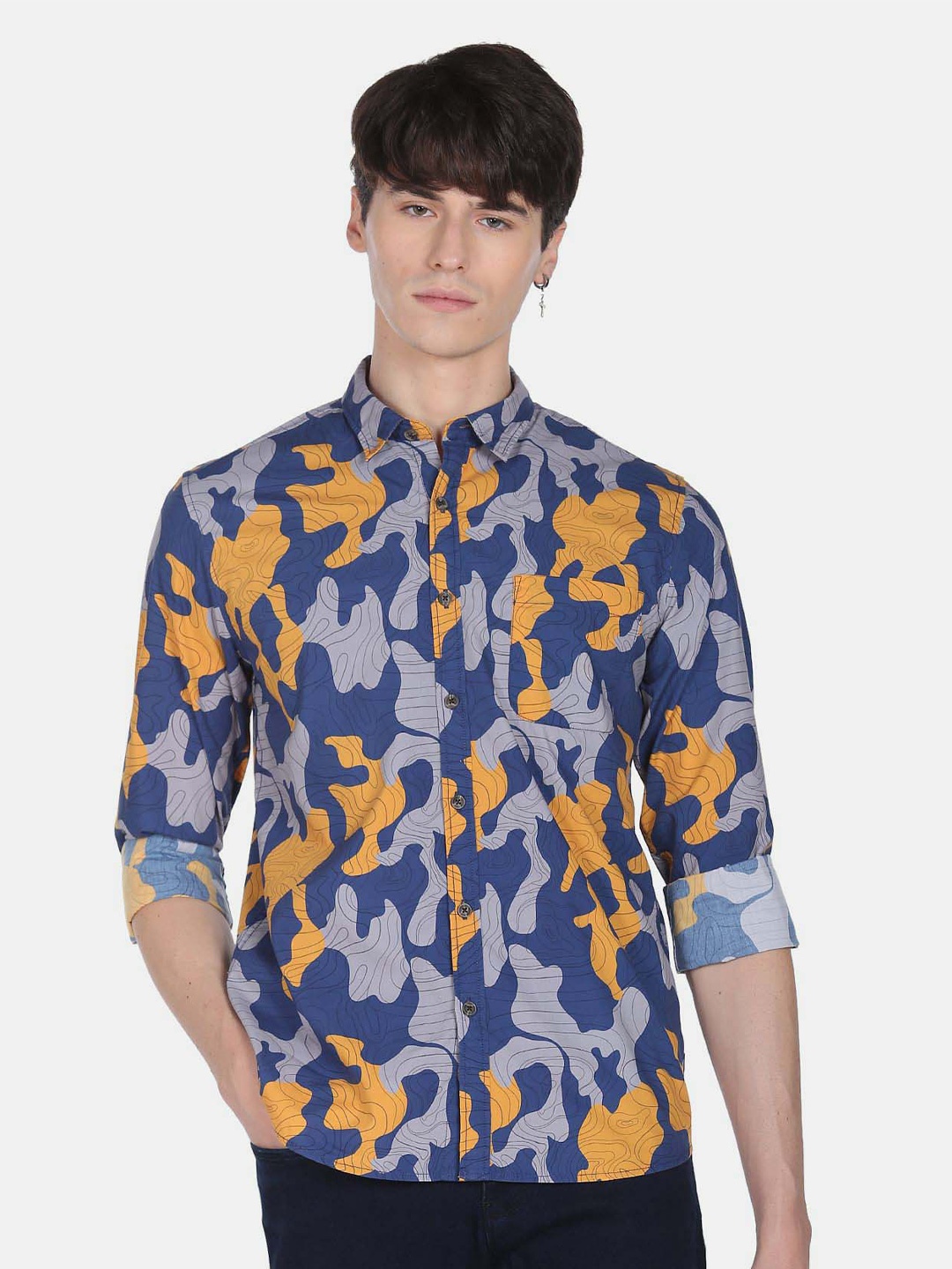 

Flying Machine Abstract Printed Spread Collar Pure Cotton Casual Shirt, Navy blue