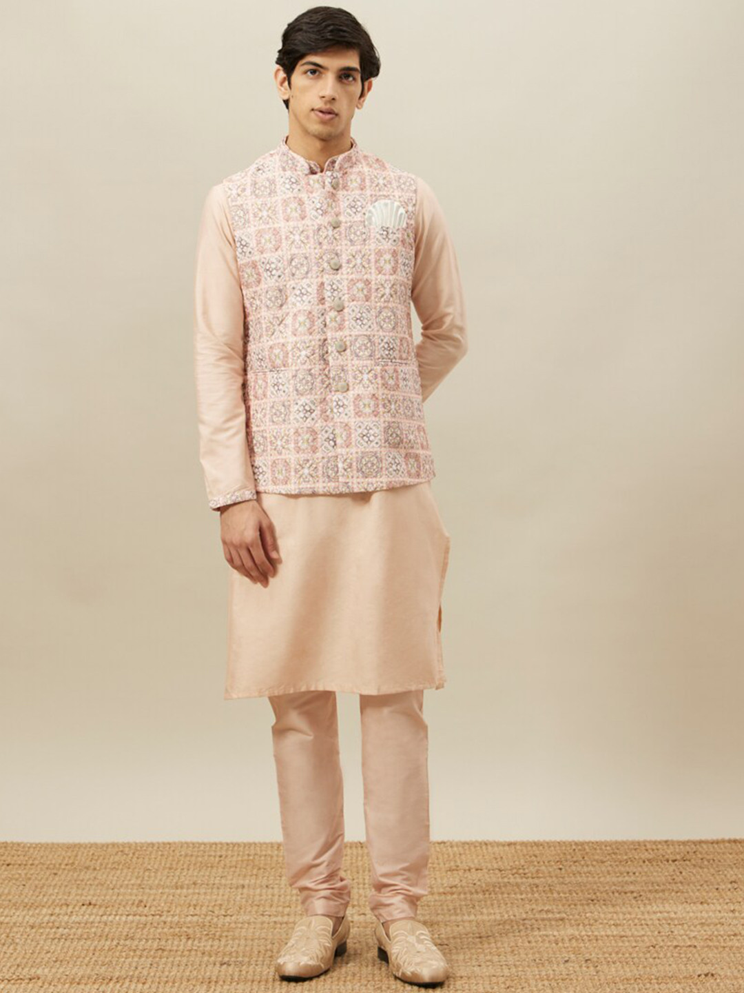 

Manyavar Manadrin Collar Kurta With Churidar & Nehru Jacket, Peach