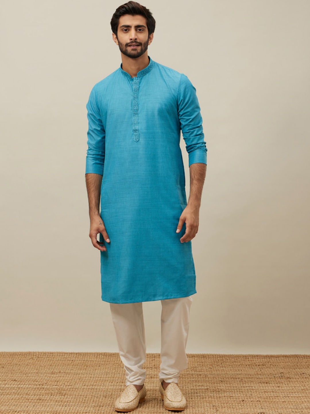 

Manyavar Thread Work Mandarin Collar Kurta with Pyjamas, Turquoise blue