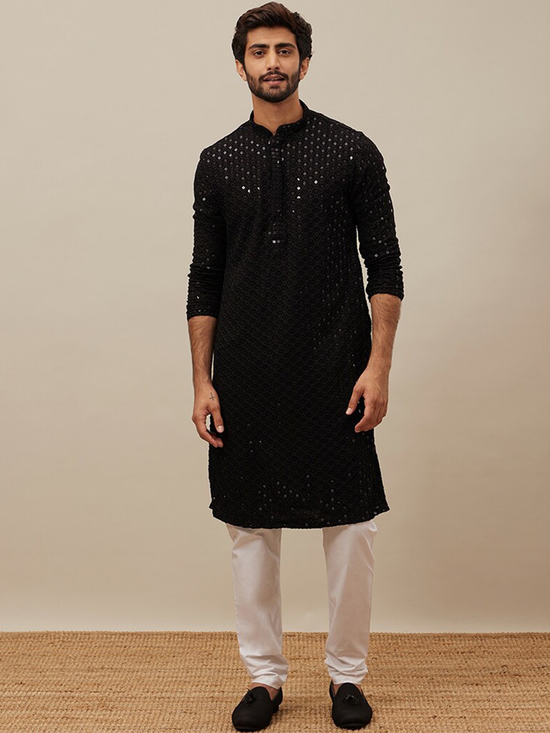 

Manyavar Floral Embroidered Sequined Kurta with Pyjamas, Black