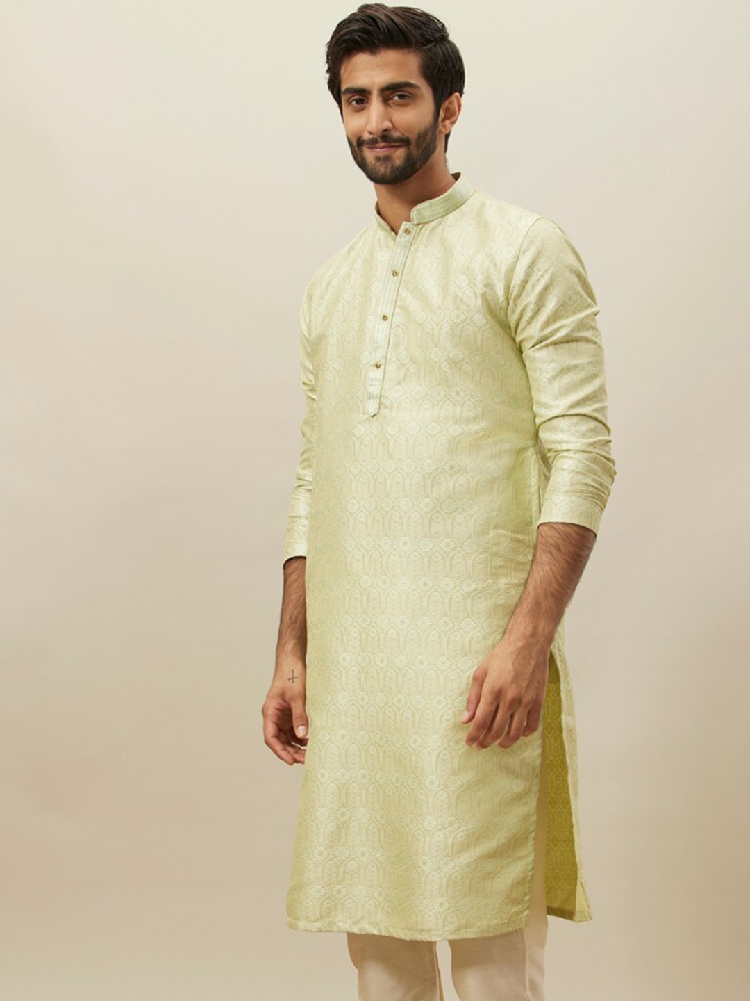 

Manyavar Floral Woven Design Thread Work Mandarin Collar Kurta With Pyjamas, Green