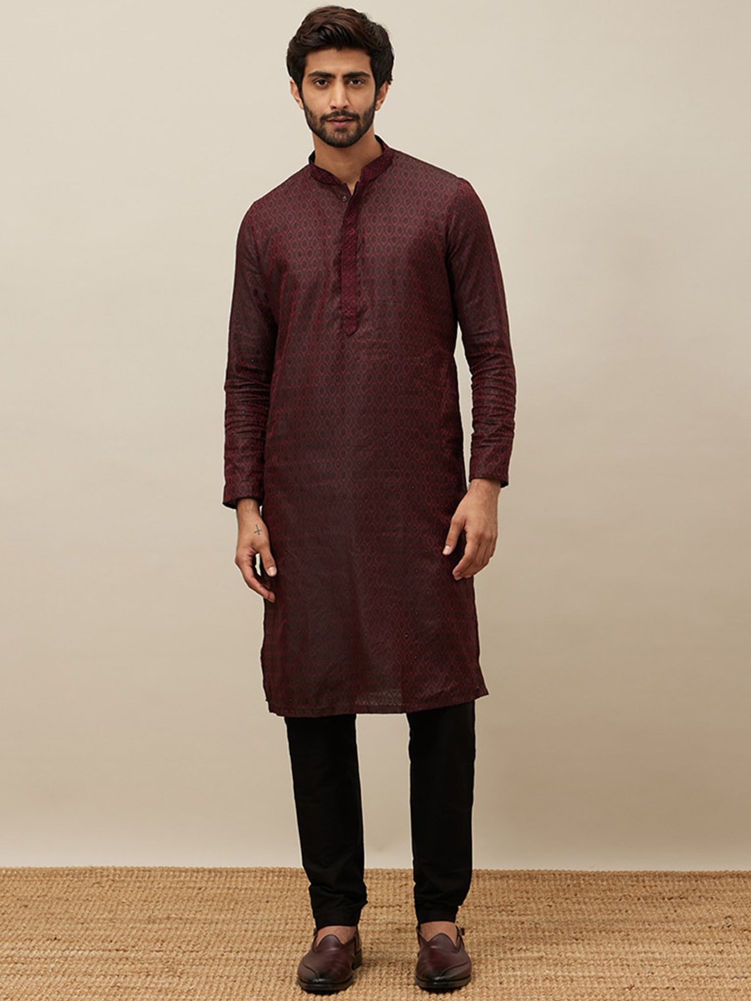 

Manyavar Ethnic Motif Woven Design Mandarin Collar Beads & Stones Kurta With Pyjamas, Maroon