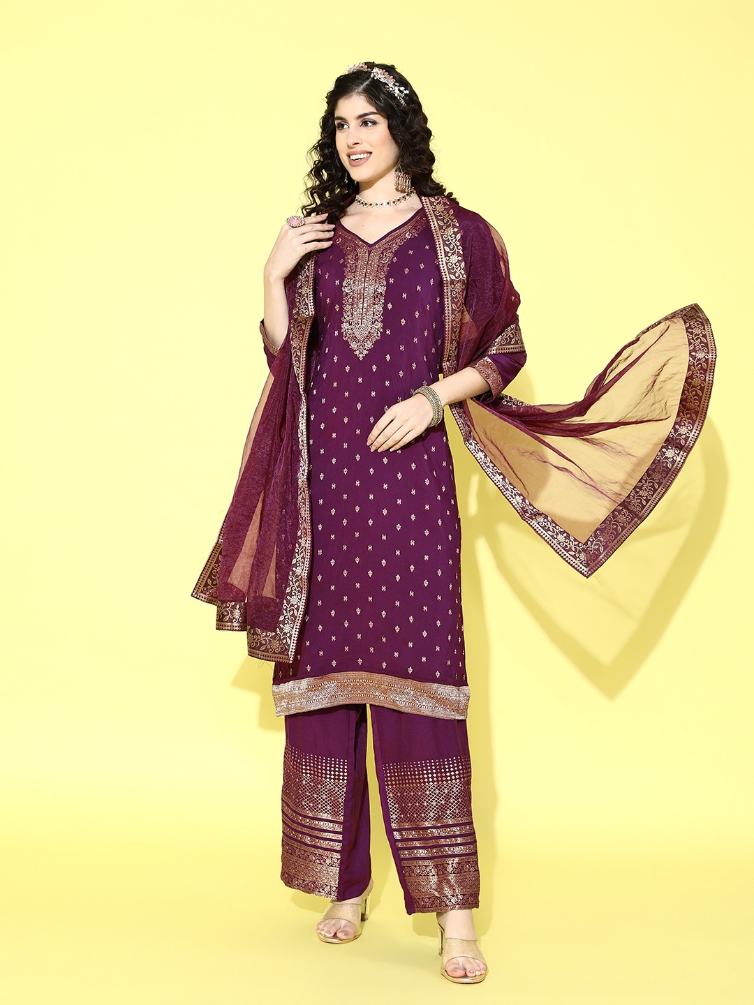 

Sangria Floral Yoke Design Jacquard Kurta with Palazzos & With Dupatta, Purple