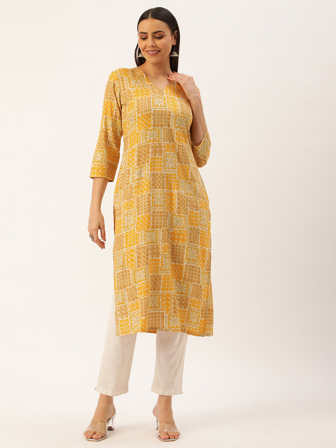 

Saanjh Women Floral Printed Straight Kurta, Yellow