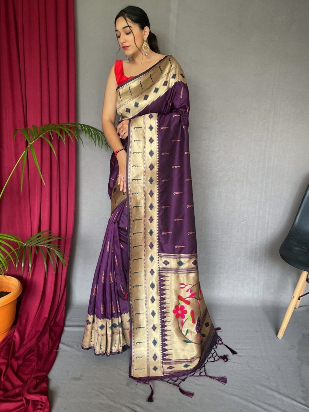 

Mitera Ethnic Motifs Woven Design Zari Silk Blend Saree, Purple
