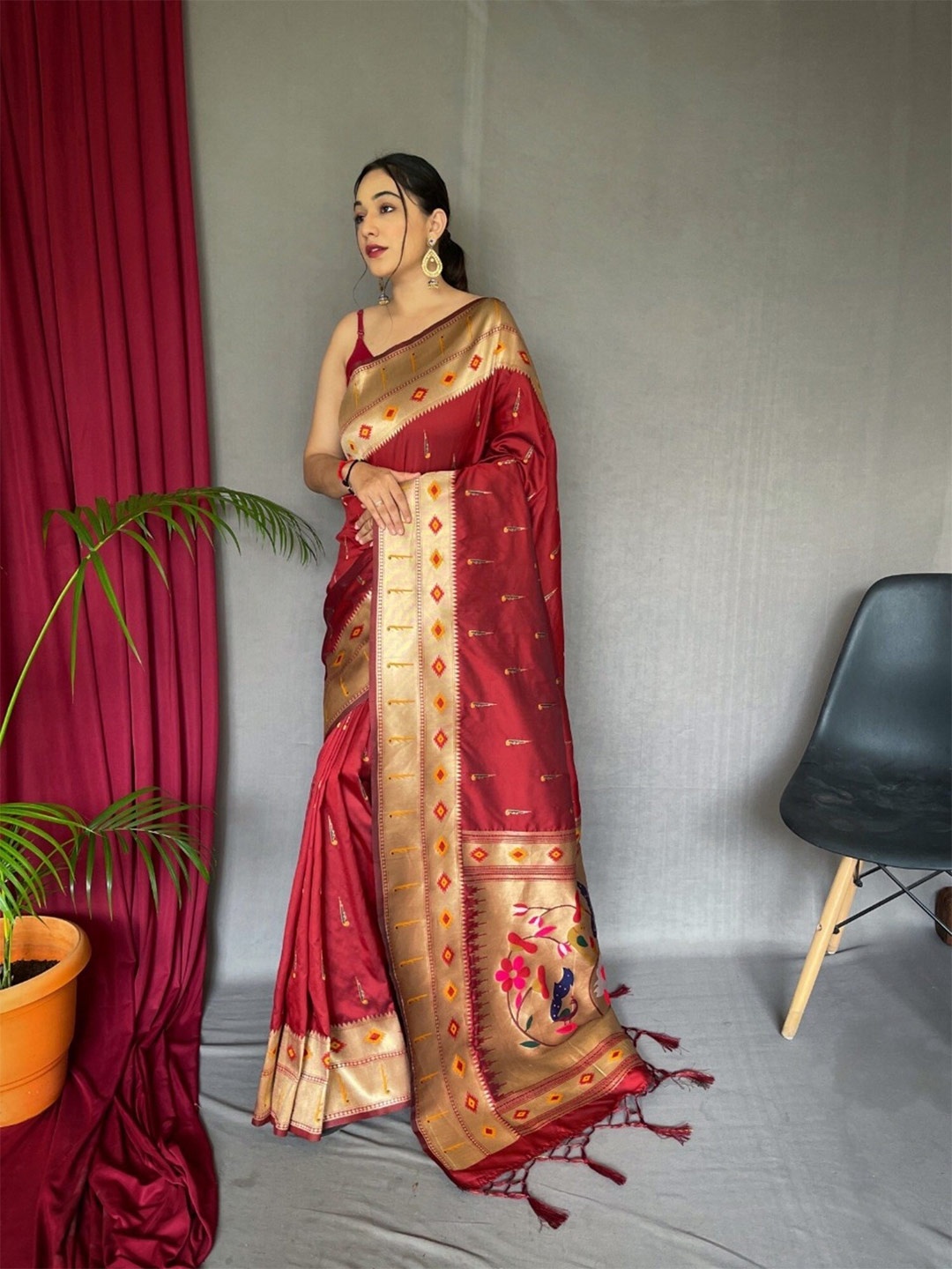 

Mitera Ethnic Motif Woven Design Zari Paithani Saree, Red